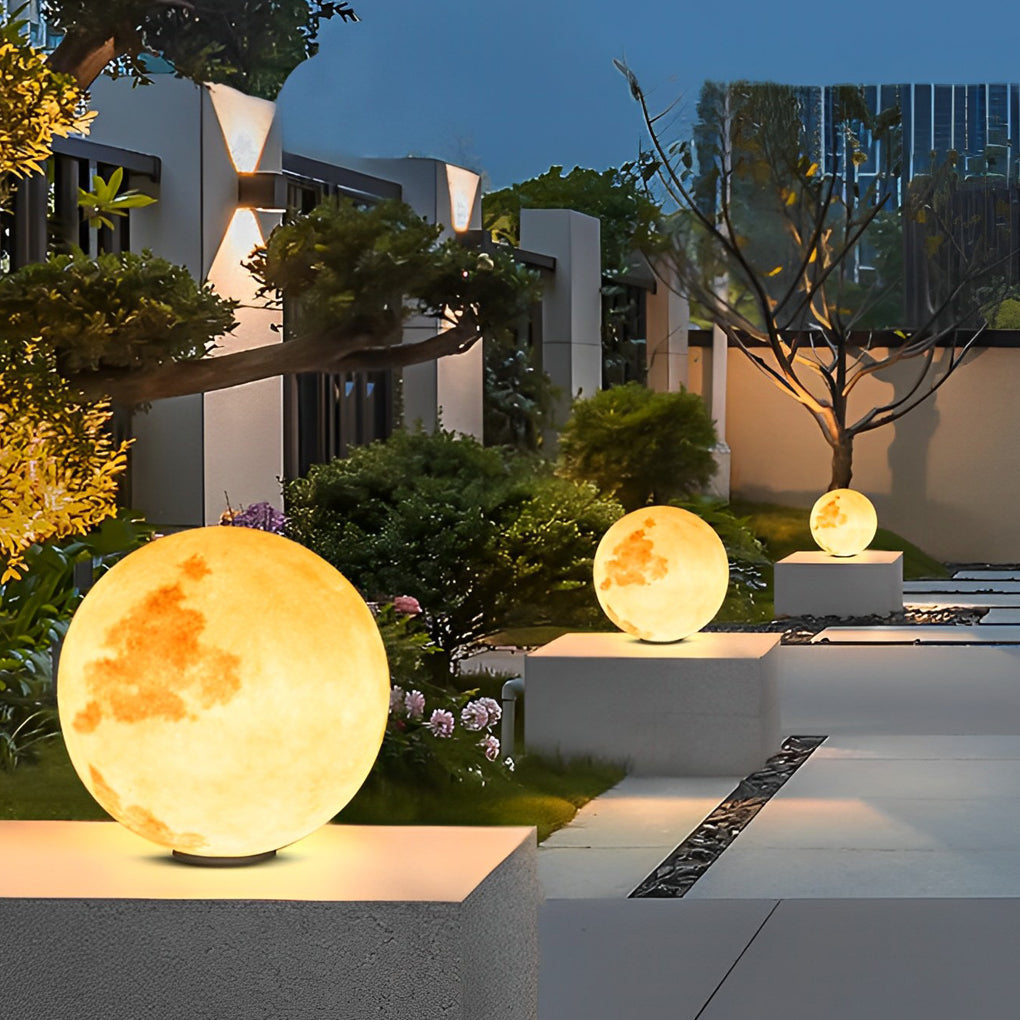 Moon-Shaped Exterior Pier-Mount Pillar Accent Post Light, Outdoor Wall Light, Plastic, 8"
