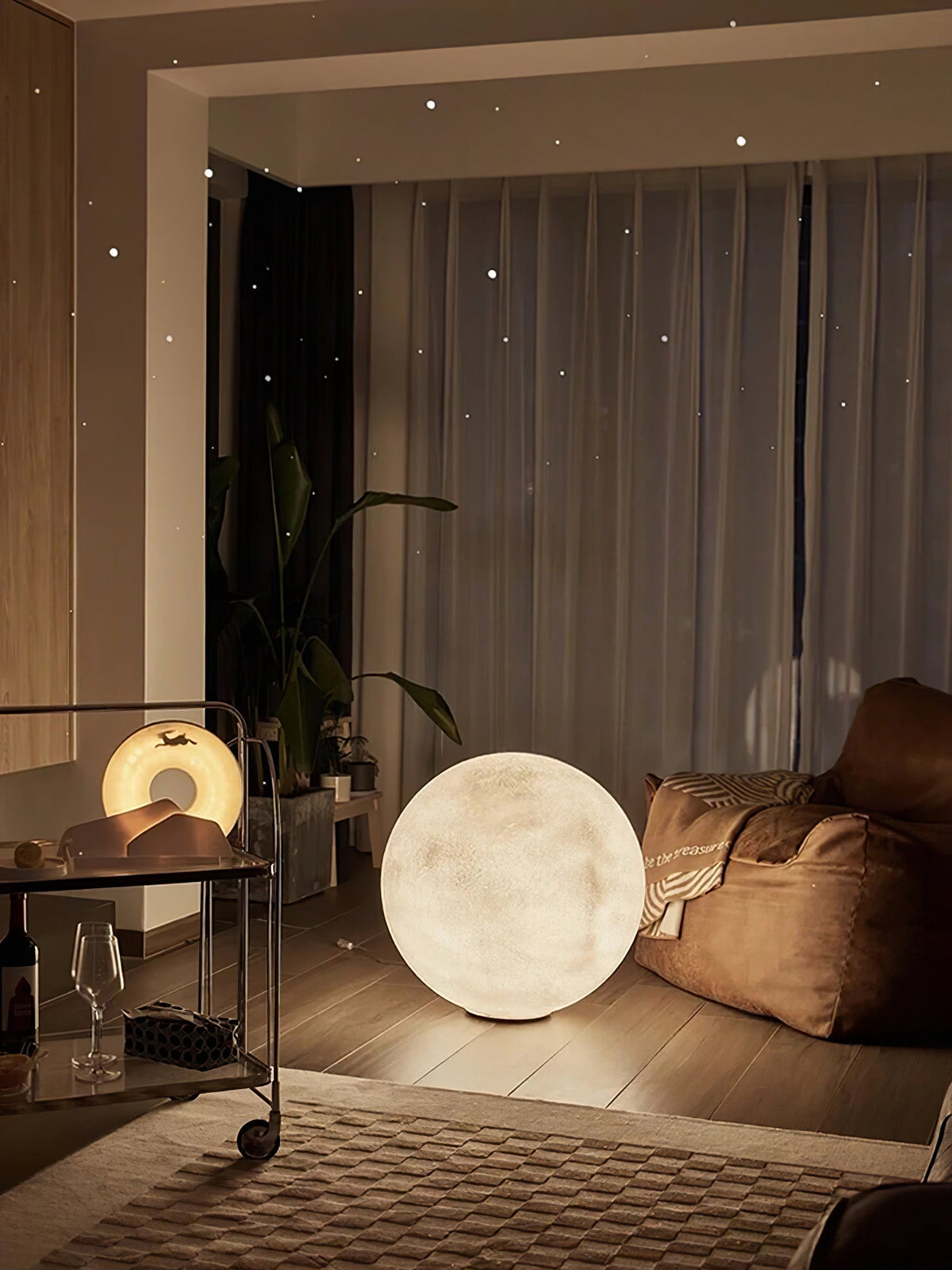 Moon Table Lamp detail view 10