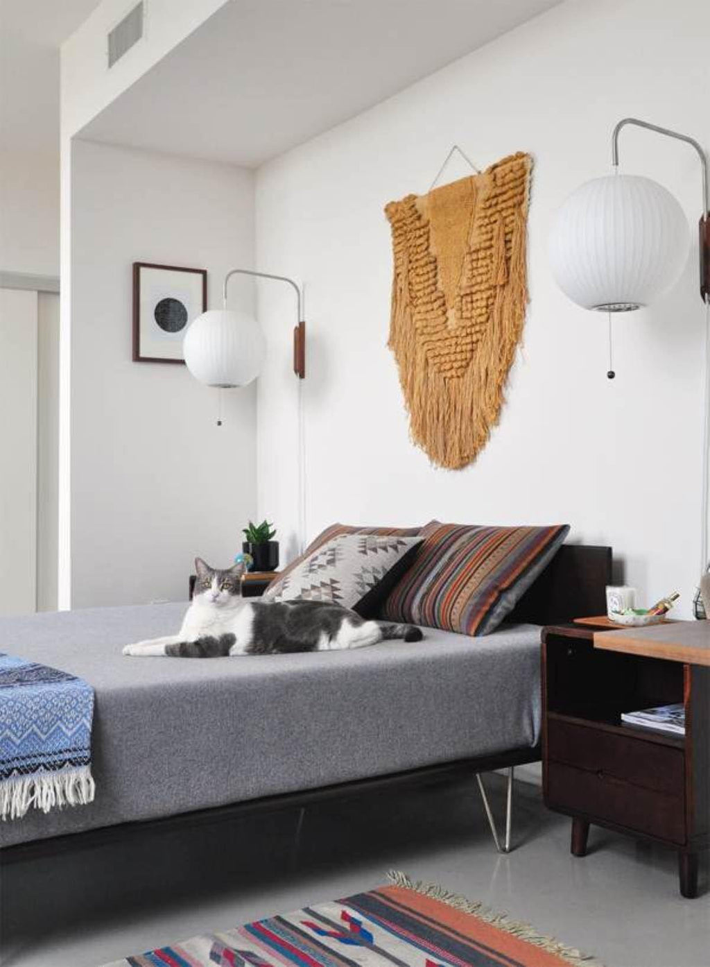 Nelson Bubble Wall Light, Hardwired Wall Sconce, detail 35