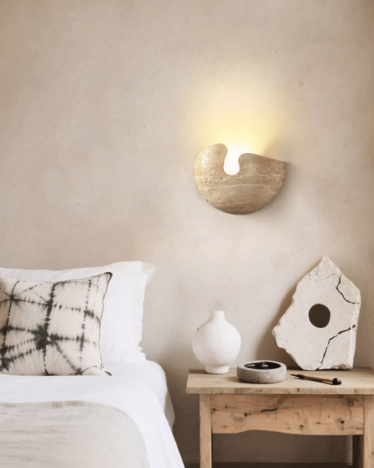 Nesa Stone Wall Light, Hardwired Wall Sconce, detail 3