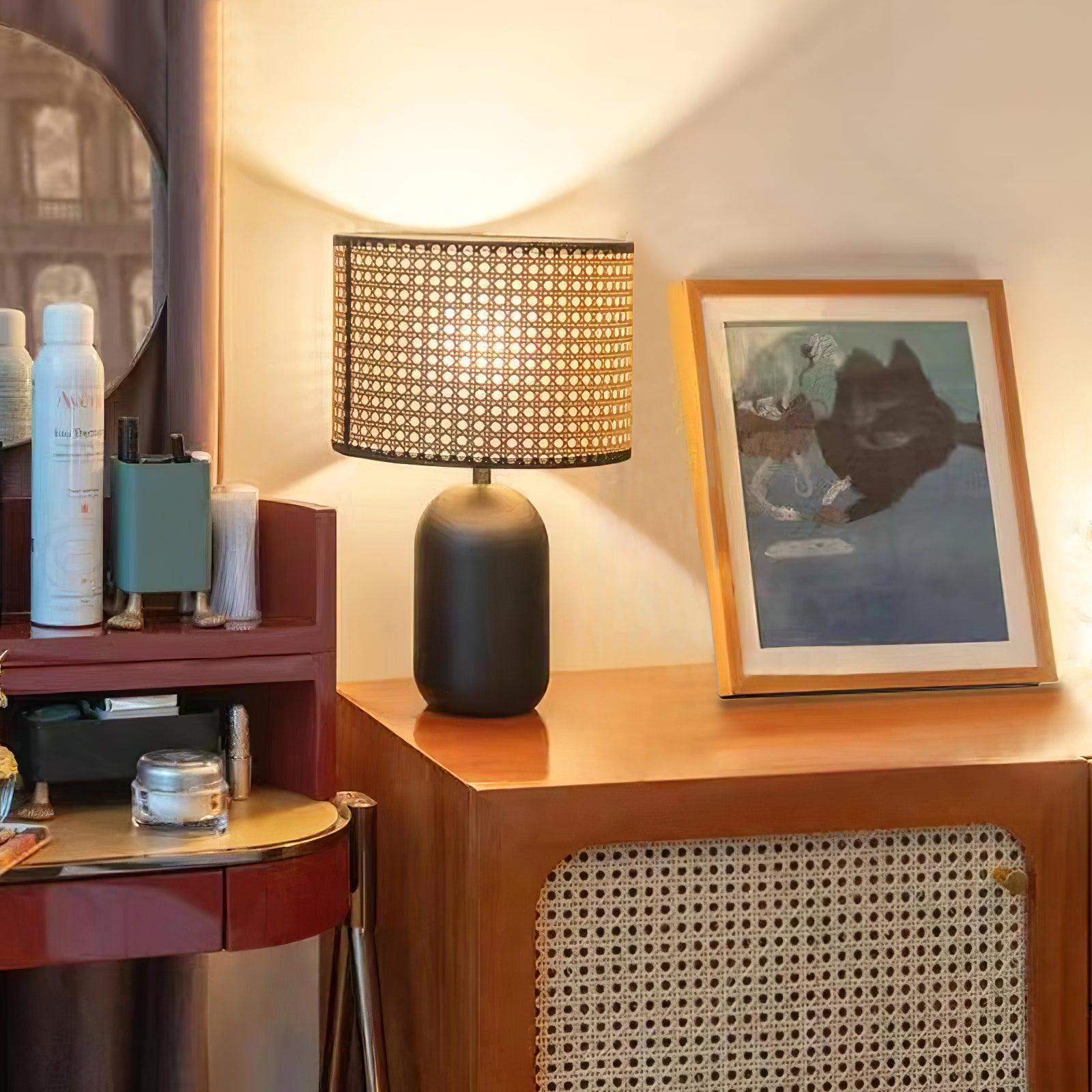 Nico Table Light, Bedside Table Lamp, detail 4