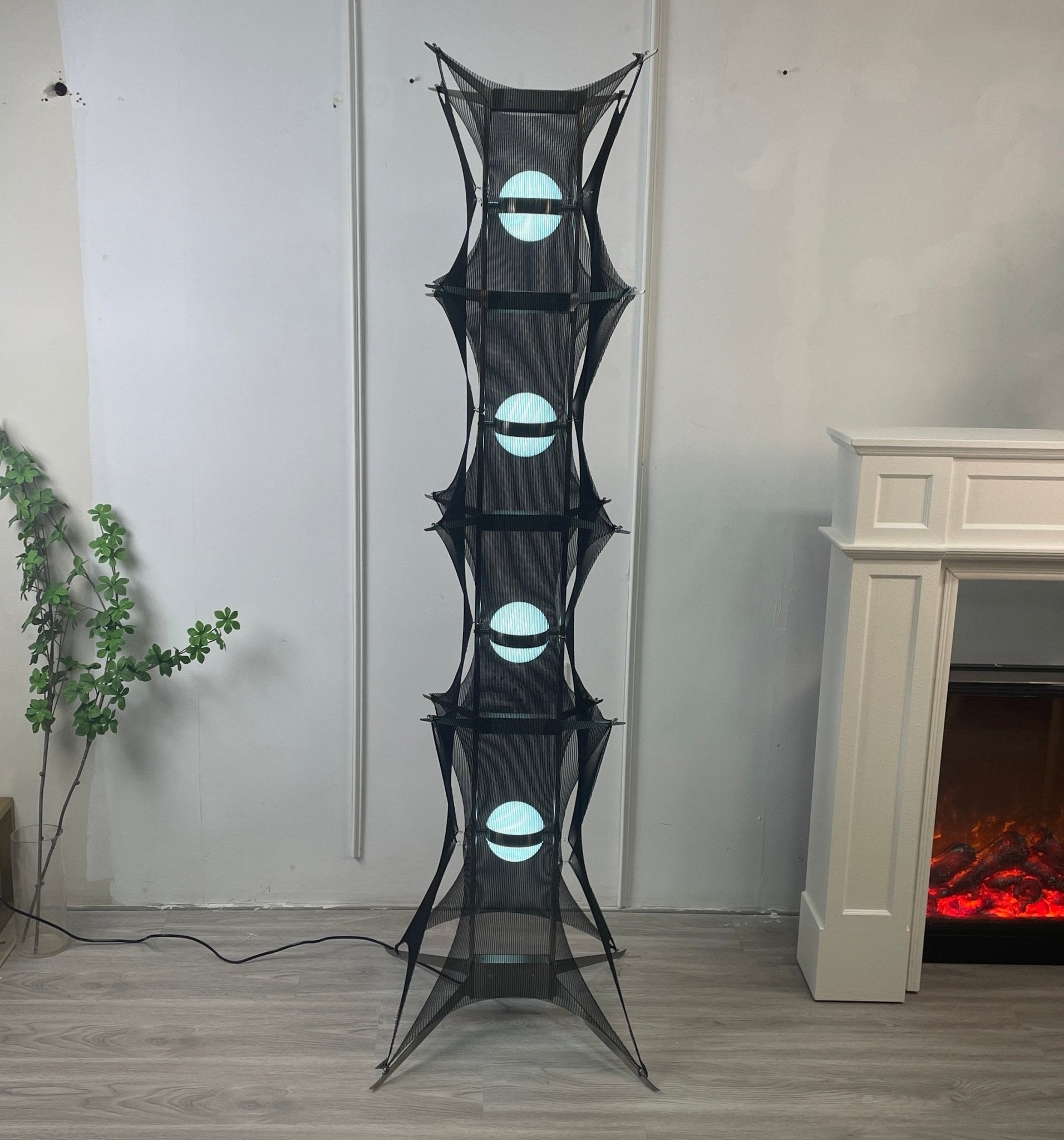 Noir Mesh Tower Floor Light, Floor Lamp, detail 5