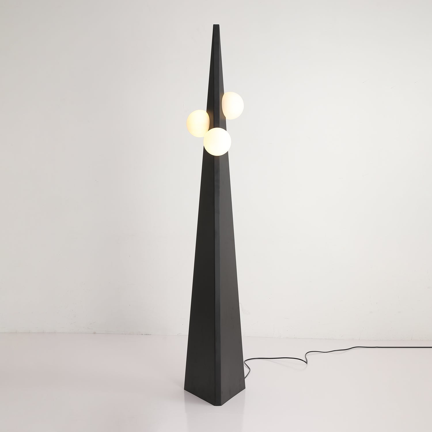 Noir Roy Floor Light, Floor Lamp, detail 17