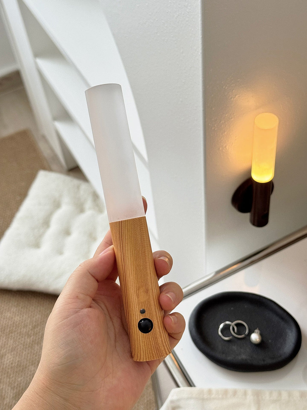 Nomad Magnet Rechargeable Wall Light, Hardwired Wall Sconce, detail 26