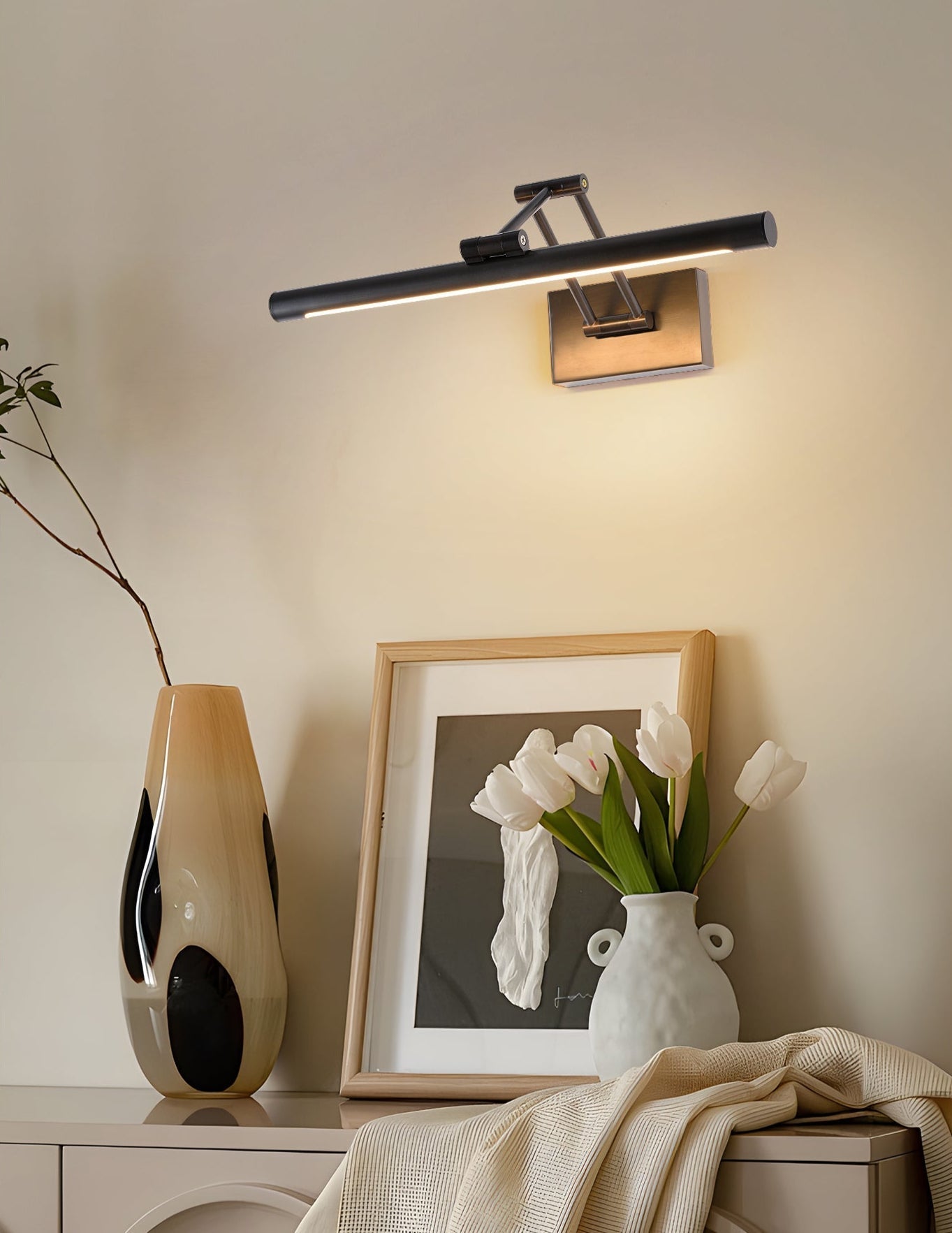 Noxmere Adjustable Vanity Wall Light, Bathroom Vanity Light, detail 5