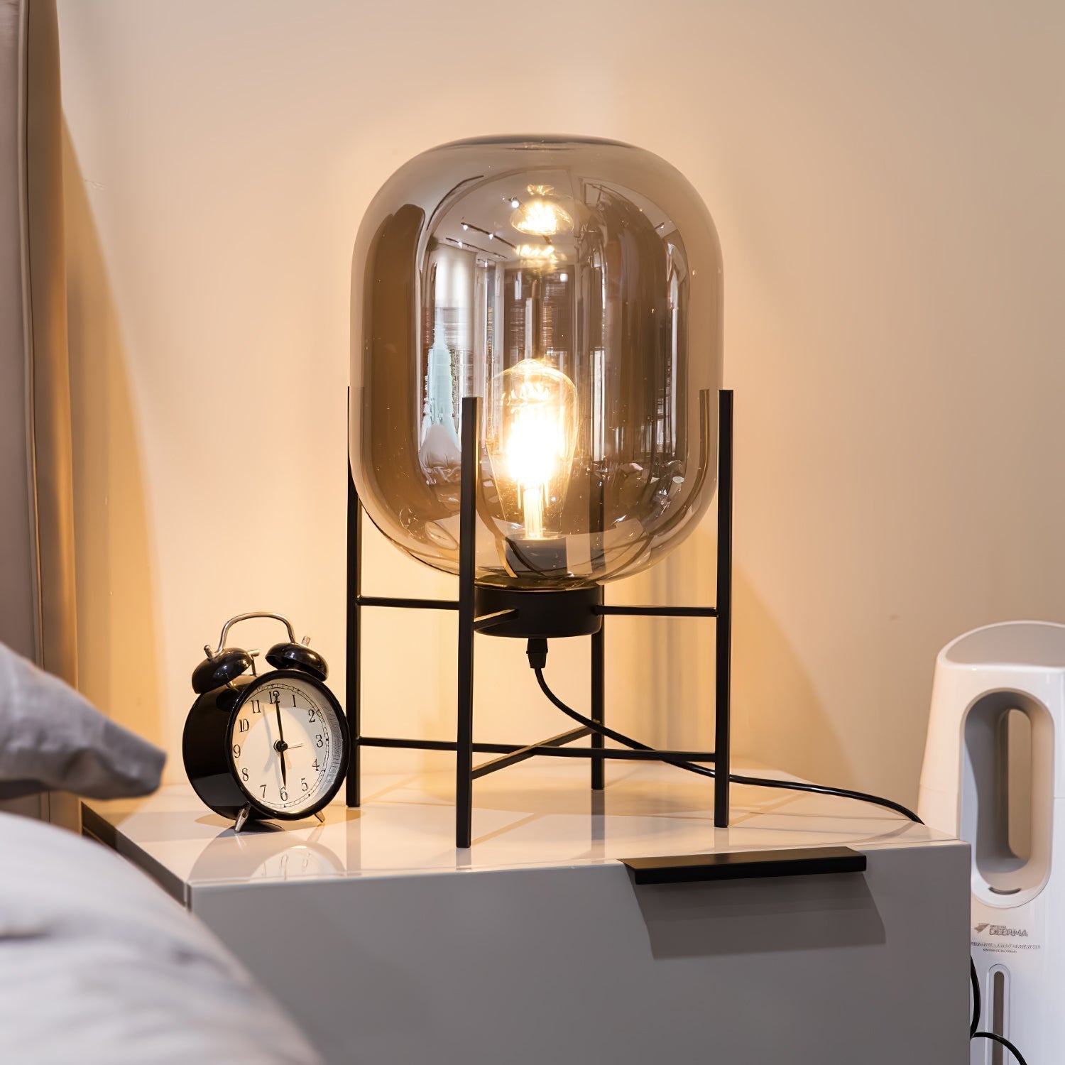 Oda Table Light, Bedside Table Lamp, detail 2