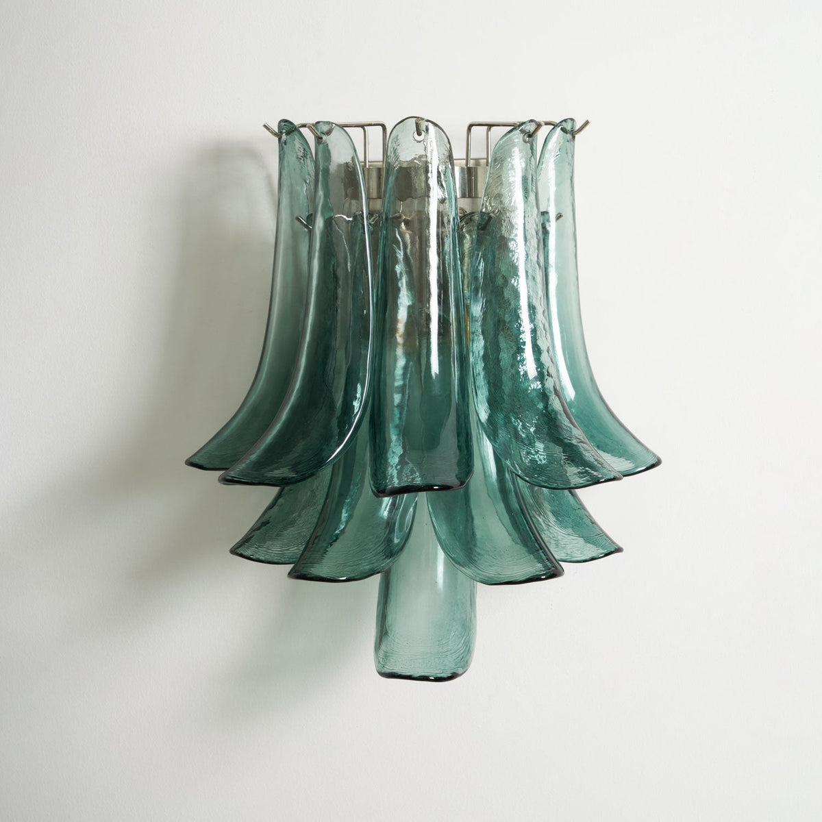 Petalo Glass Wall Light, Hardwired Wall Sconce, detail 19