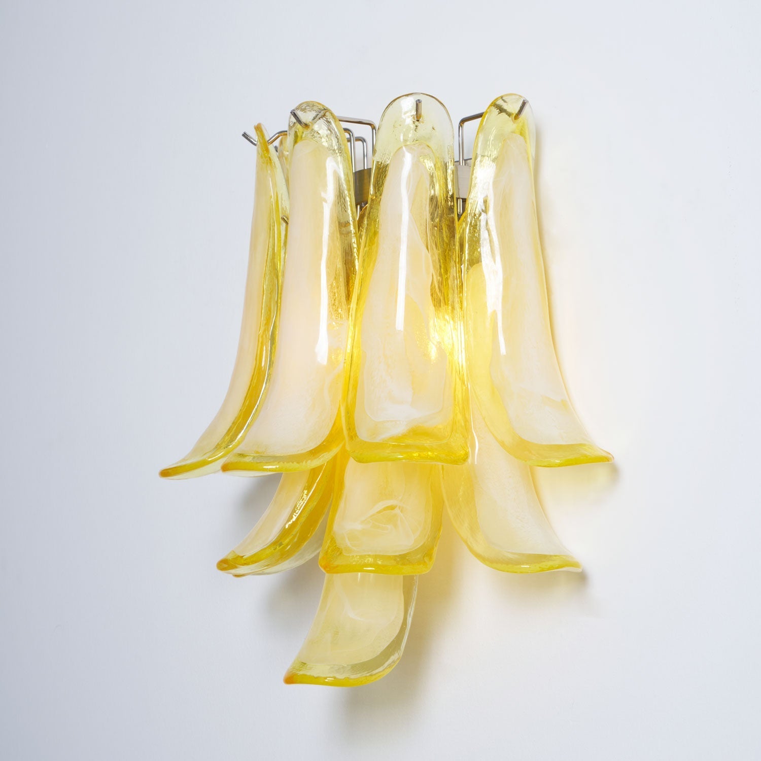 Petalo Glass Wall Light, Hardwired Wall Sconce, detail 25