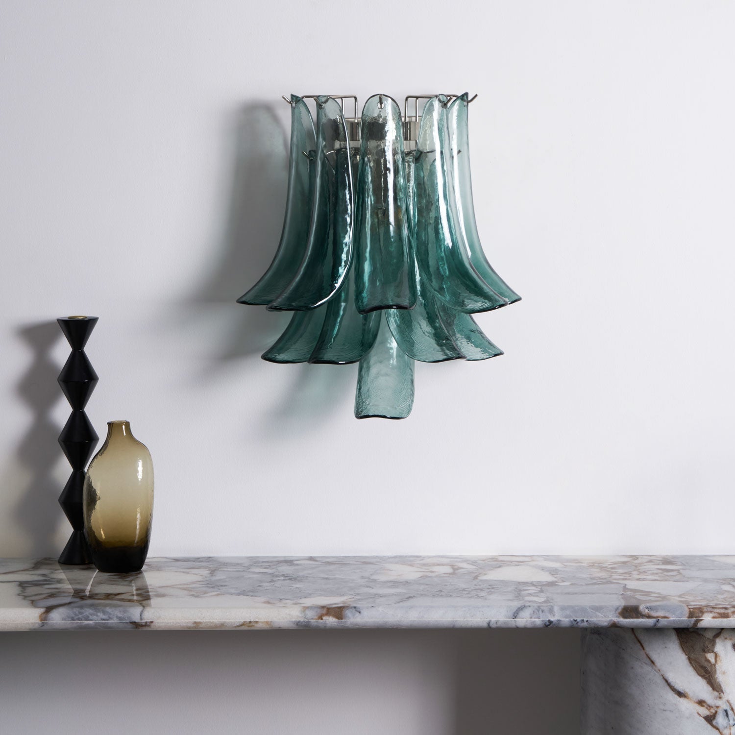 Petalo Glass Wall Light, Hardwired Wall Sconce, detail 4