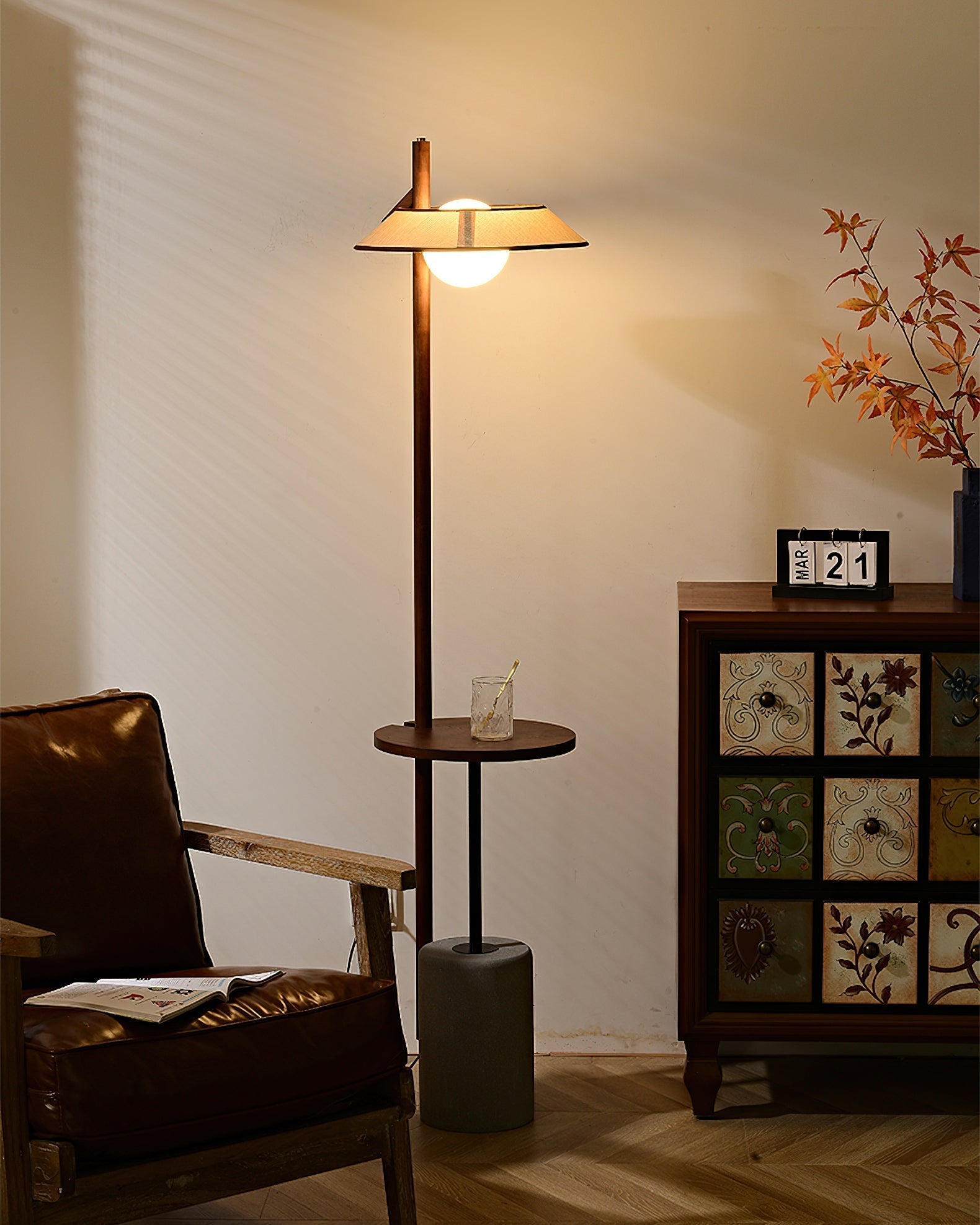 Pinnacle Floor Light, Floor Lamp, detail 6