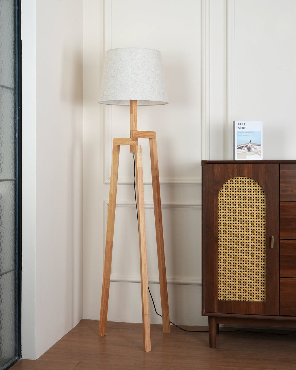 Puccio Tripod Floor Light 17.7", Floor Lamp, detail 4