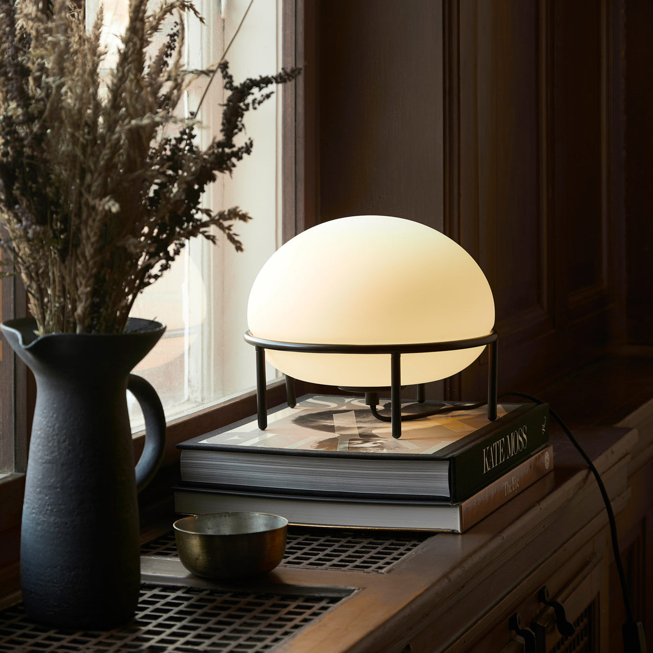 Pump Table Light, Bedside Table Lamp, detail 3