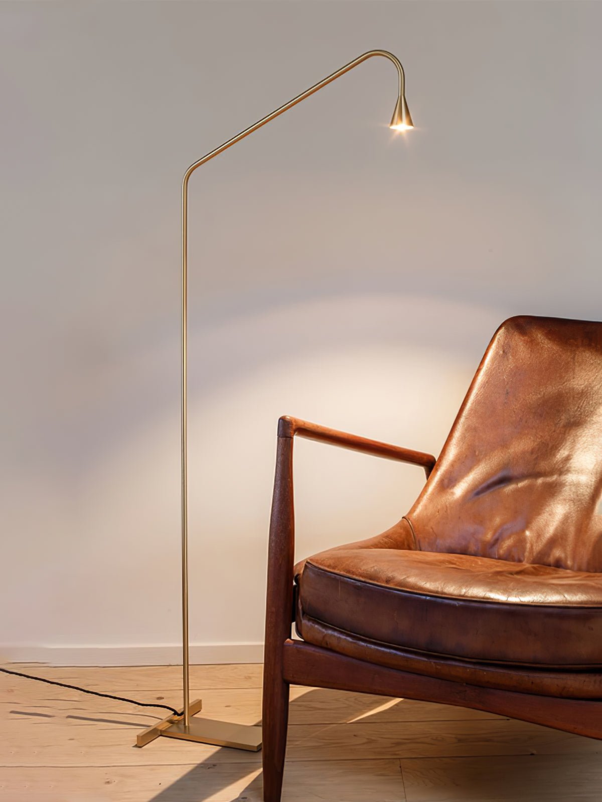Pureform Floor Light, Floor Lamp, detail 5
