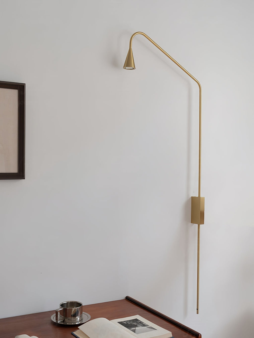 Pureform Wall Light, Plug-In Wall Sconce, detail 71