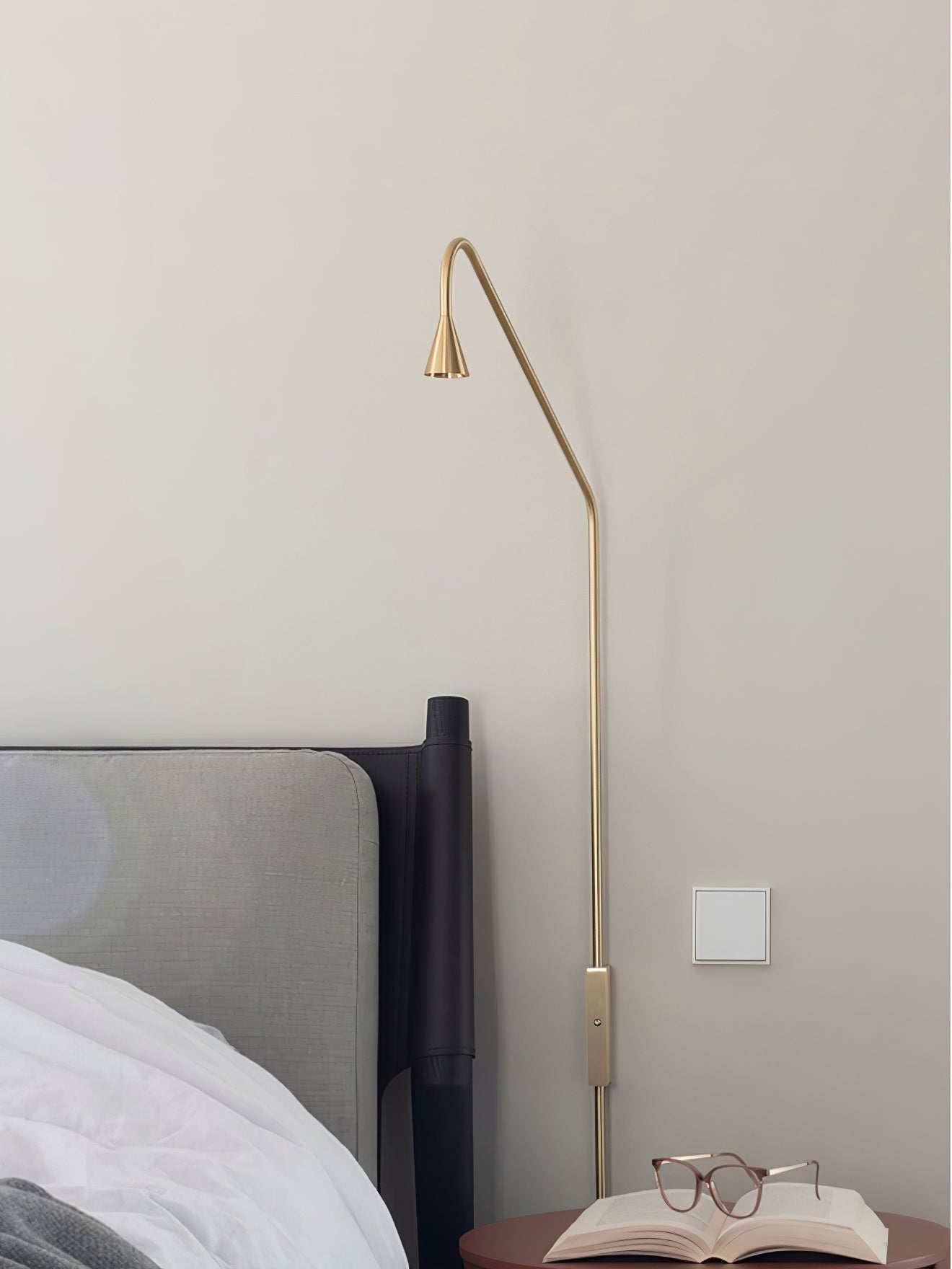 Pureform Wall Light, Plug-In Wall Sconce, detail 6