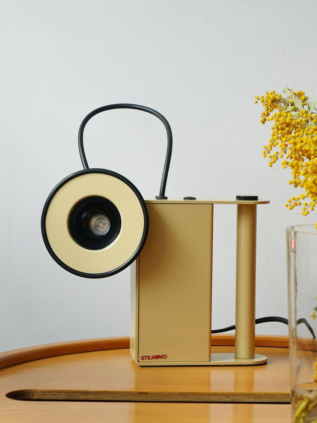 Roland Camera Table Lamp, Bedside Table Lamp, detail 7