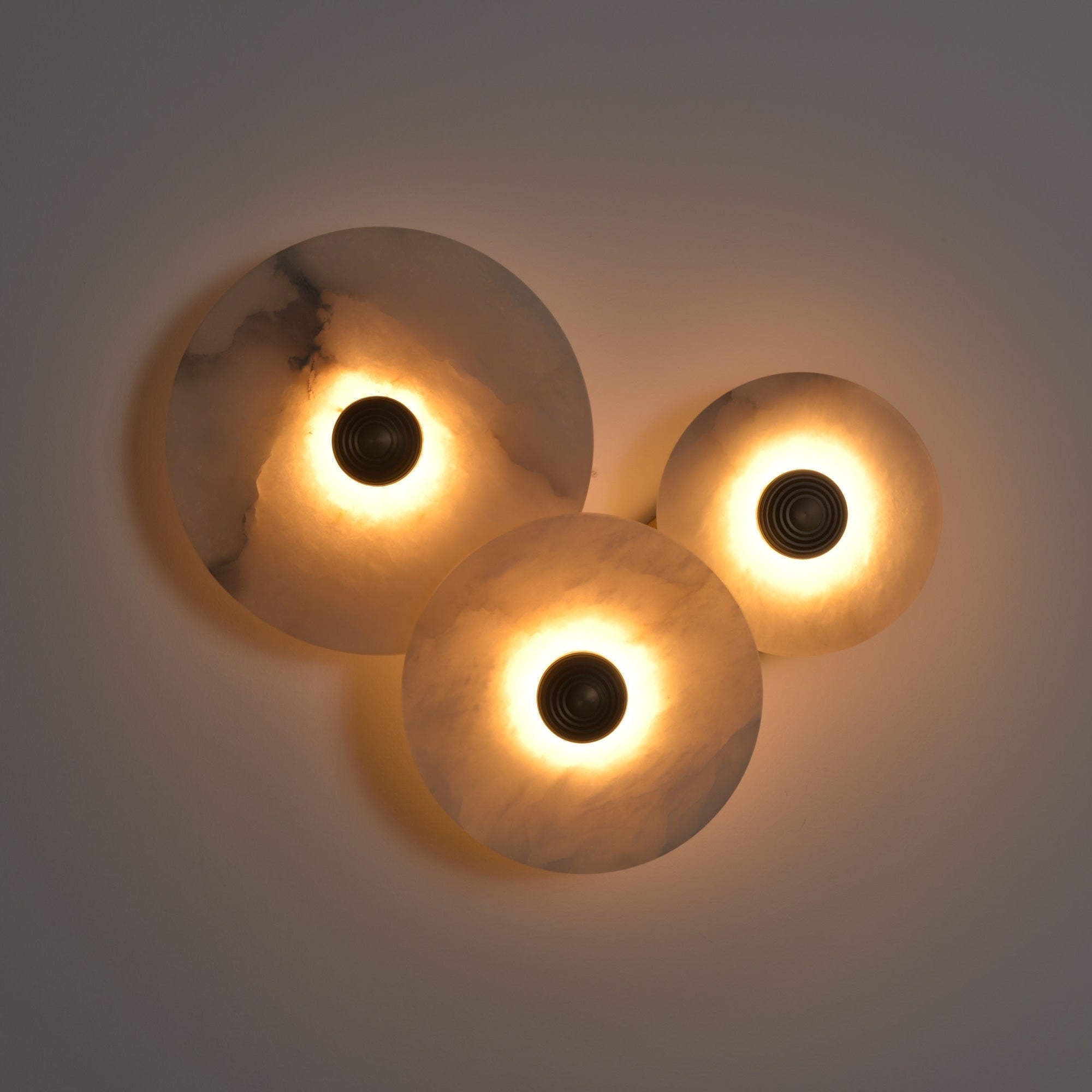 Nayra Alabaster Wall Light, Hardwired Wall Sconce, detail 6