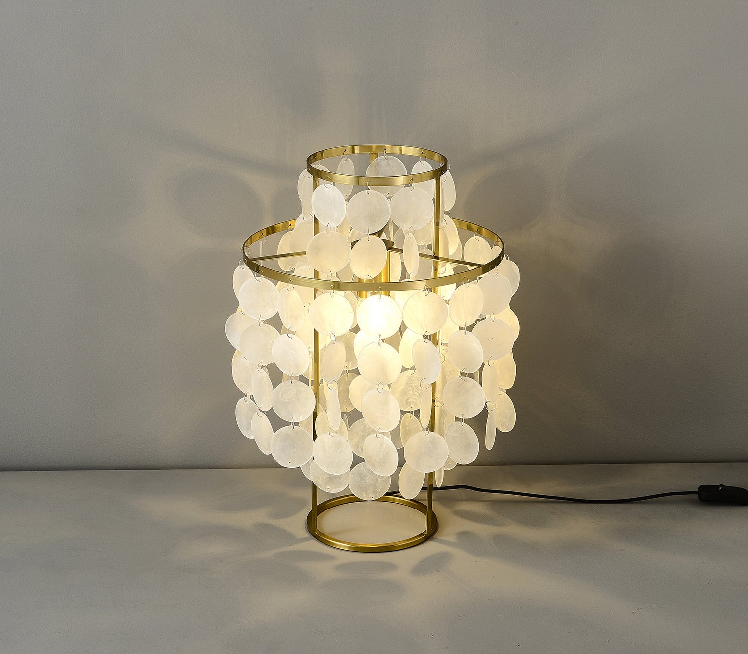 Circular Shell Table Light, Bedside Table Lamp, detail 49