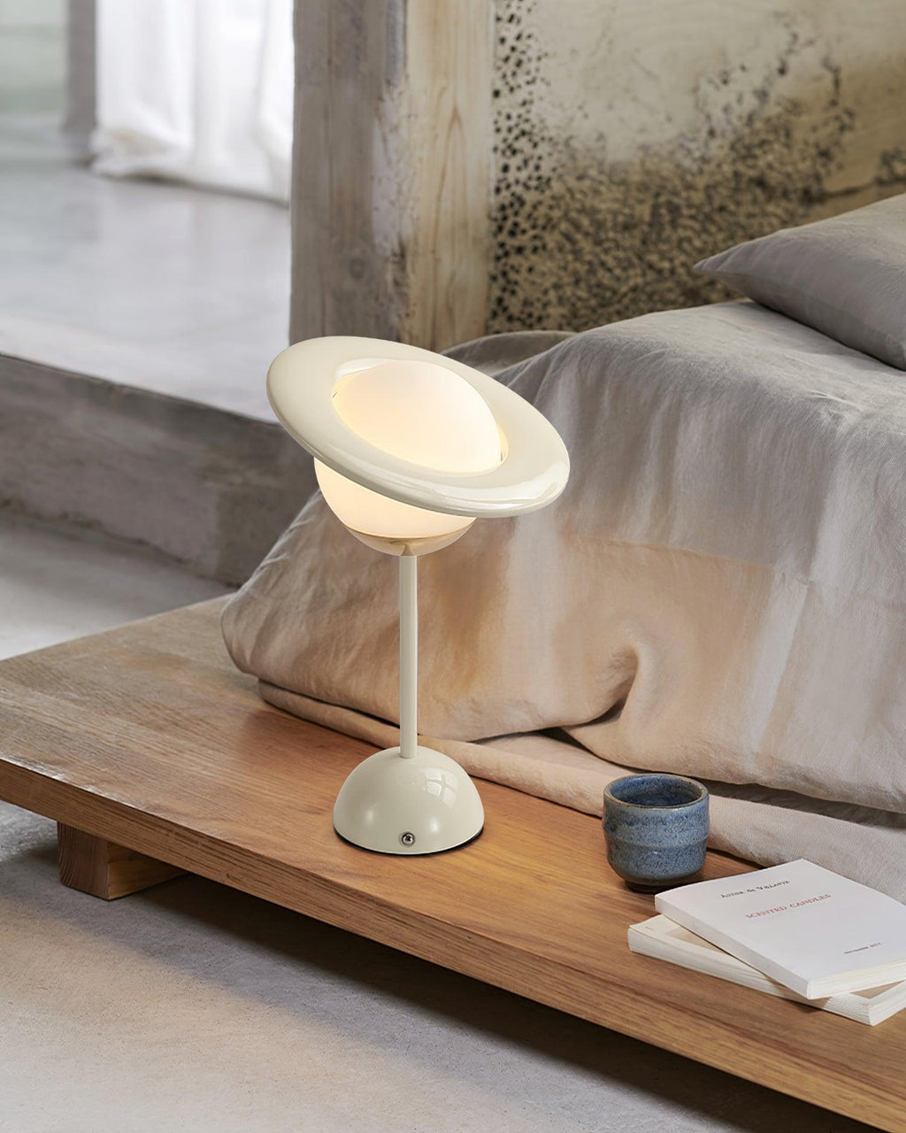 Saturn Planet Table Light, Bedside Table Lamp, detail 4