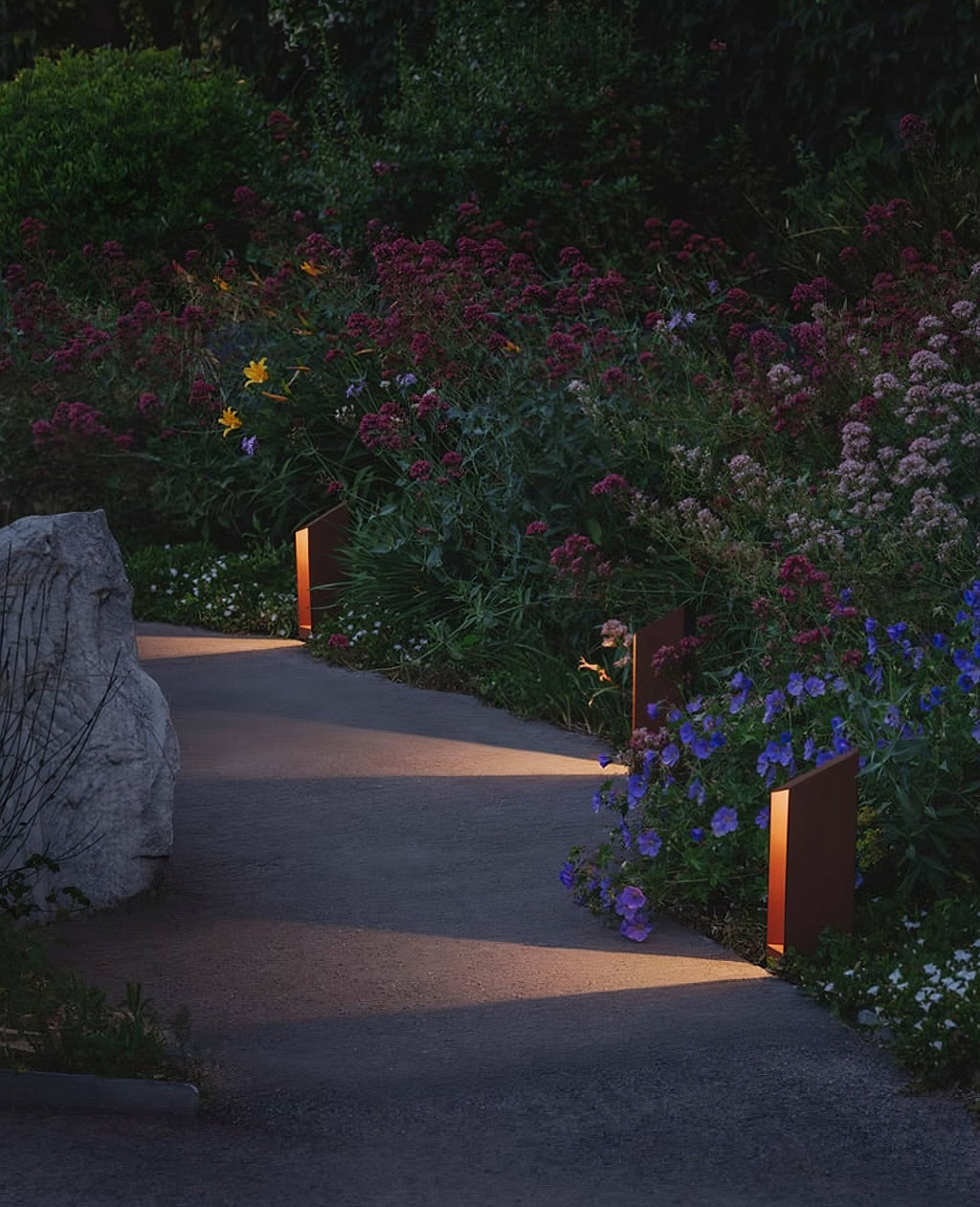 Shadow Peak Exterior Bollard Light, Outdoor Wall Light, detail 2