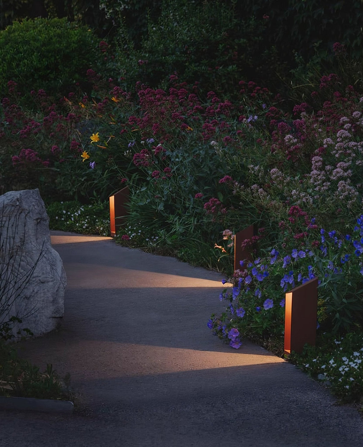 Shadow Peak Exterior Bollard Light, Outdoor Wall Light, detail 2