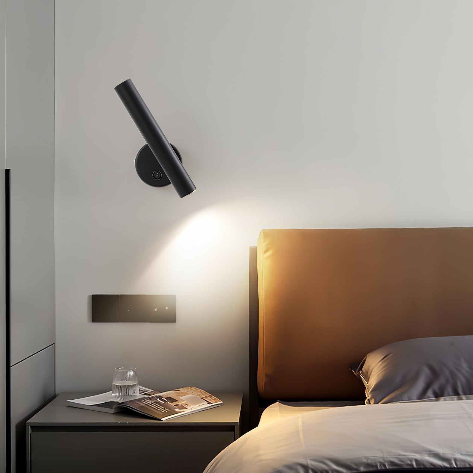 Slender Adjustable Wall Light, Hardwired Wall Sconce, detail 2