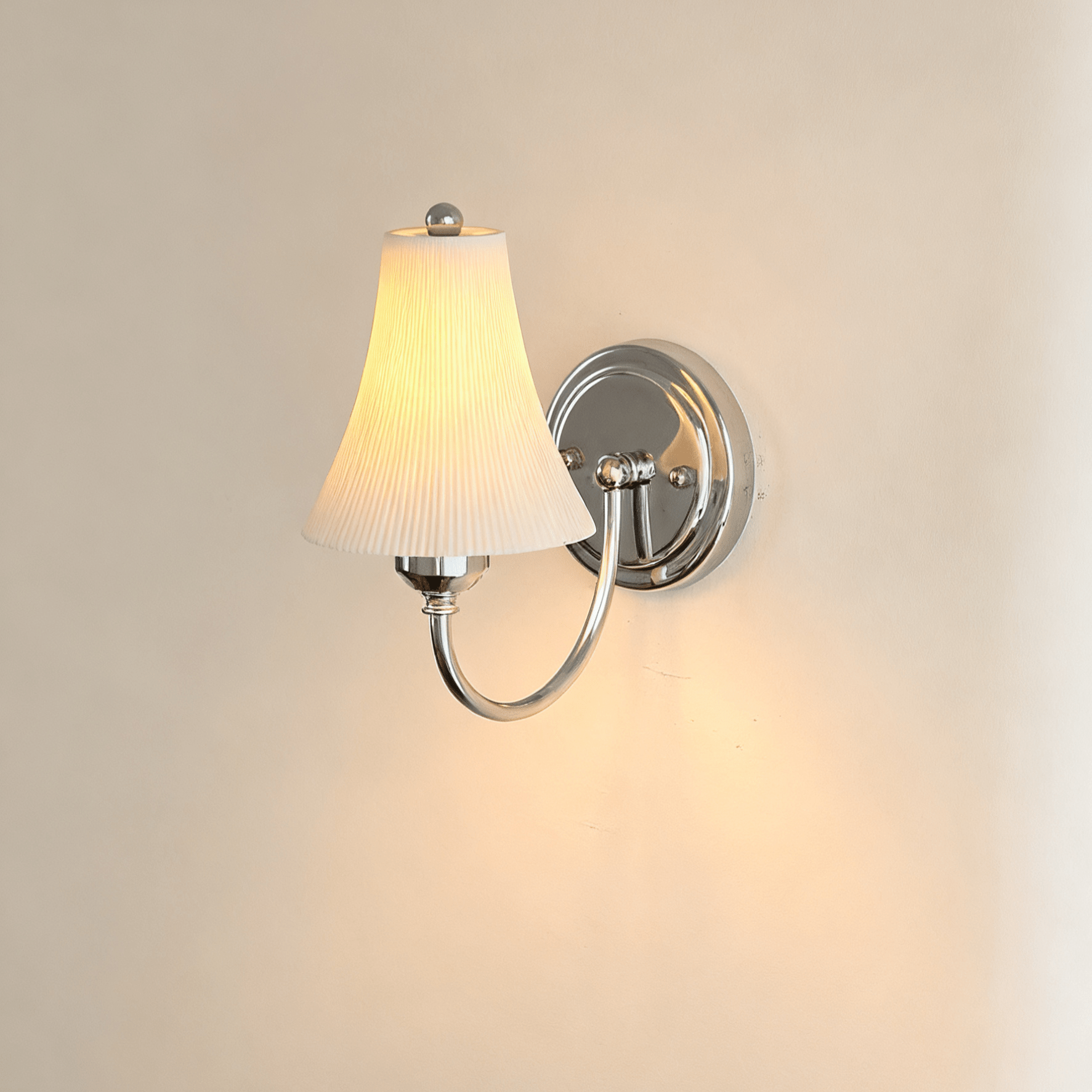 Slim Waist Wall Light, Hardwired Wall Sconce, detail 3