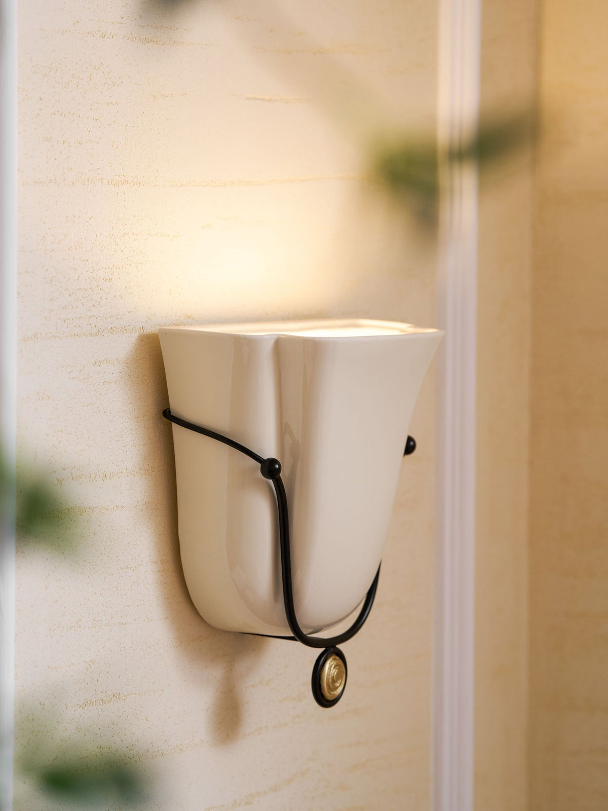 Solenne Shell Wall Light, Hardwired Wall Sconce, detail 32