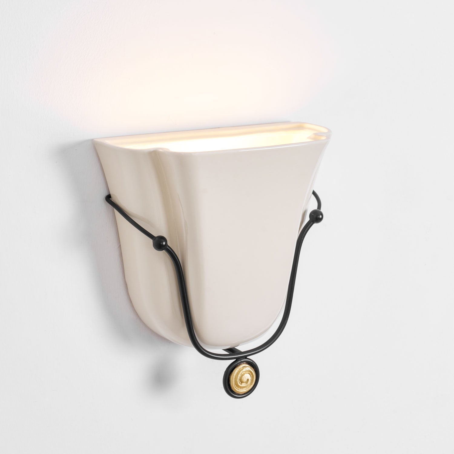 Solenne Shell Wall Light, Hardwired Wall Sconce, detail 25