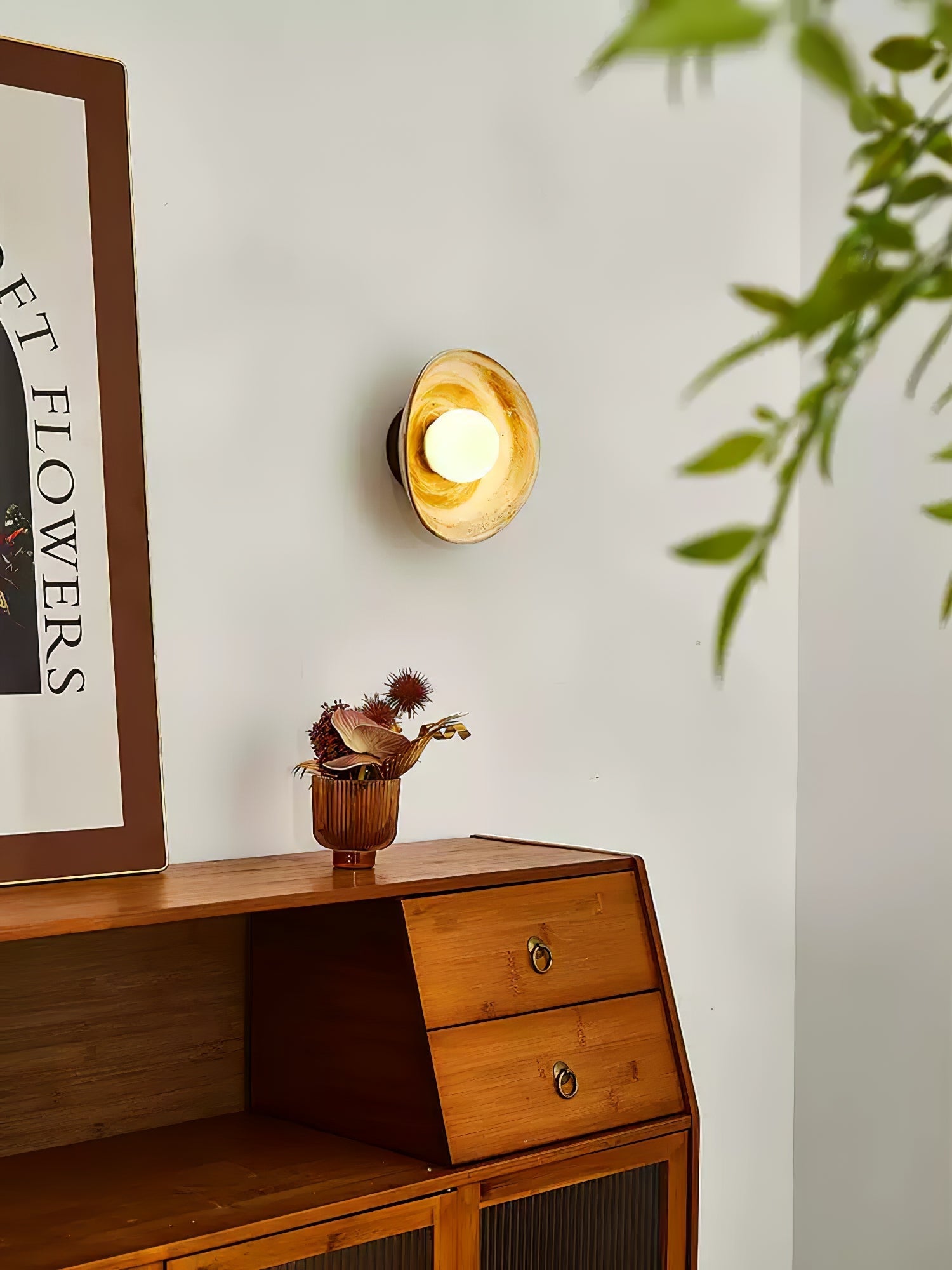Solune Wall Light, Hardwired Wall Sconce, detail 2