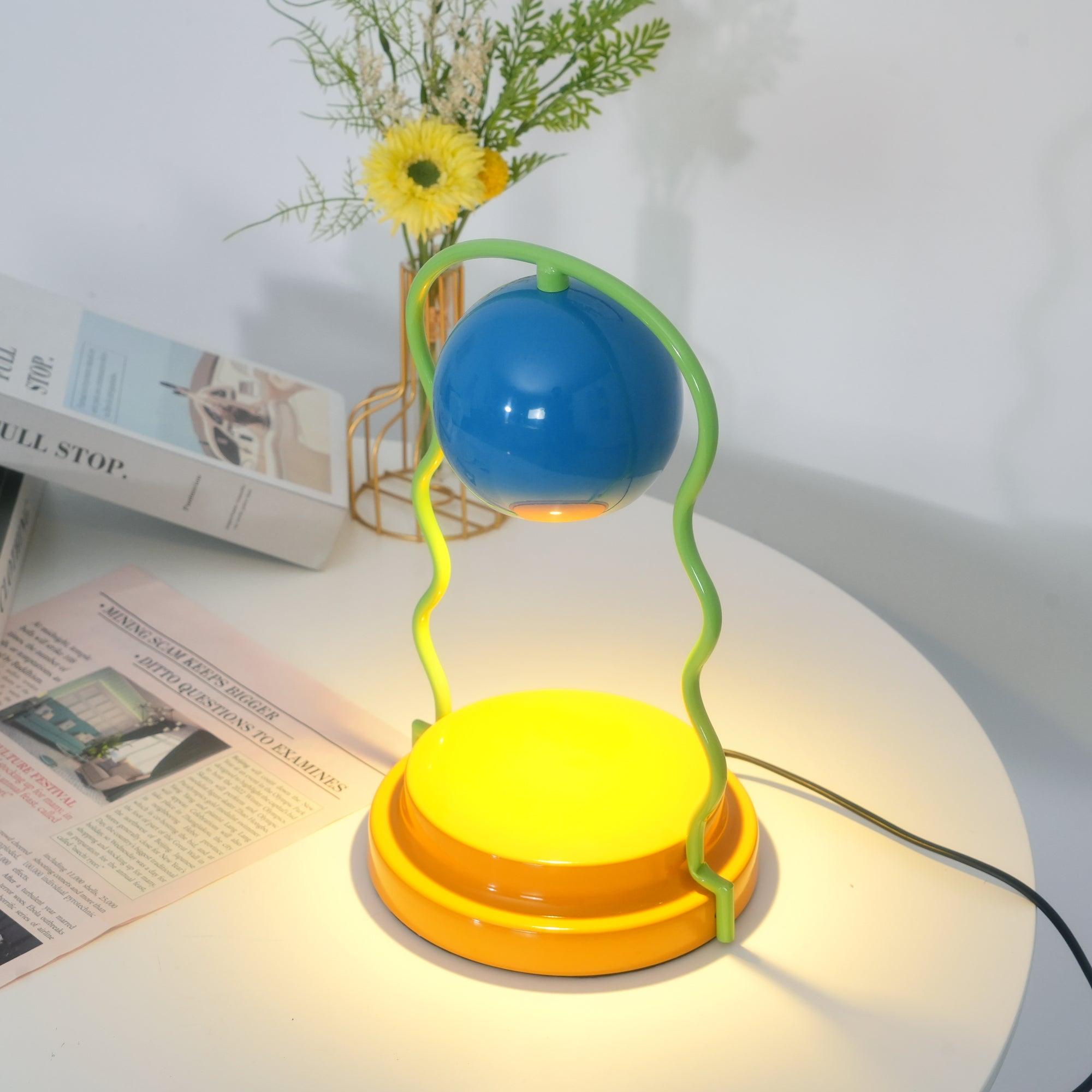 Squiggle Bright Table Light, Bedside Table Lamp, detail 3