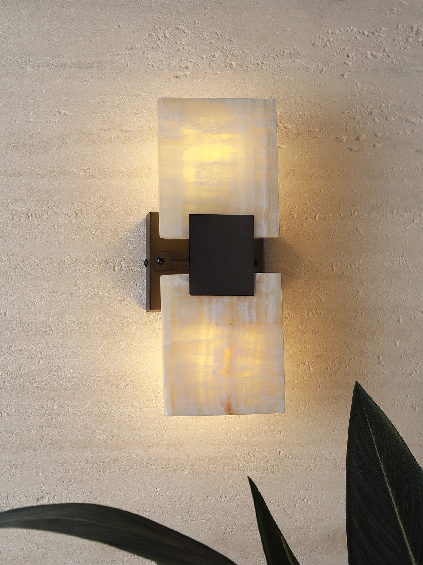 Strata Shift Alabaster Wall Light, Hardwired Wall Sconce, detail 13