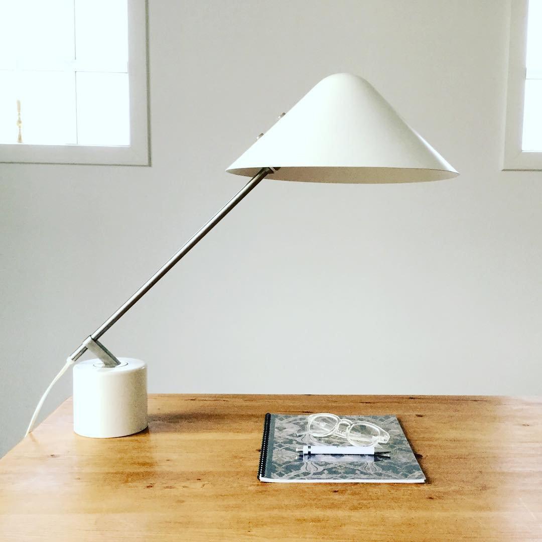 Small Hat Table Light, Bedside Table Lamp, detail 3