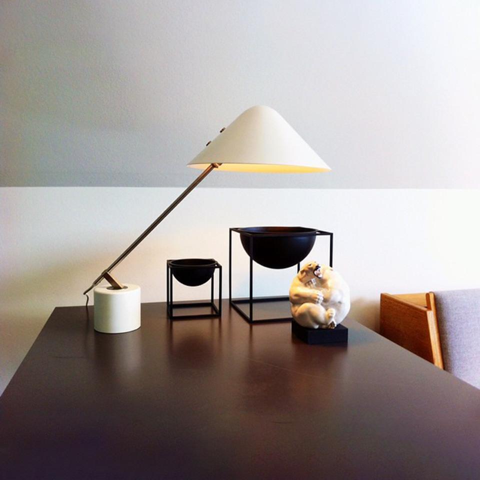 Small Hat Table Light, Bedside Table Lamp, detail 2