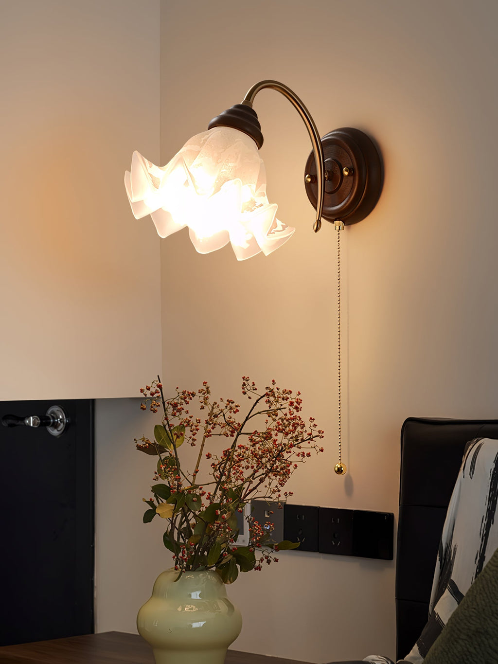 Sylphine Wall Light, Hardwired Wall Sconce, detail 4