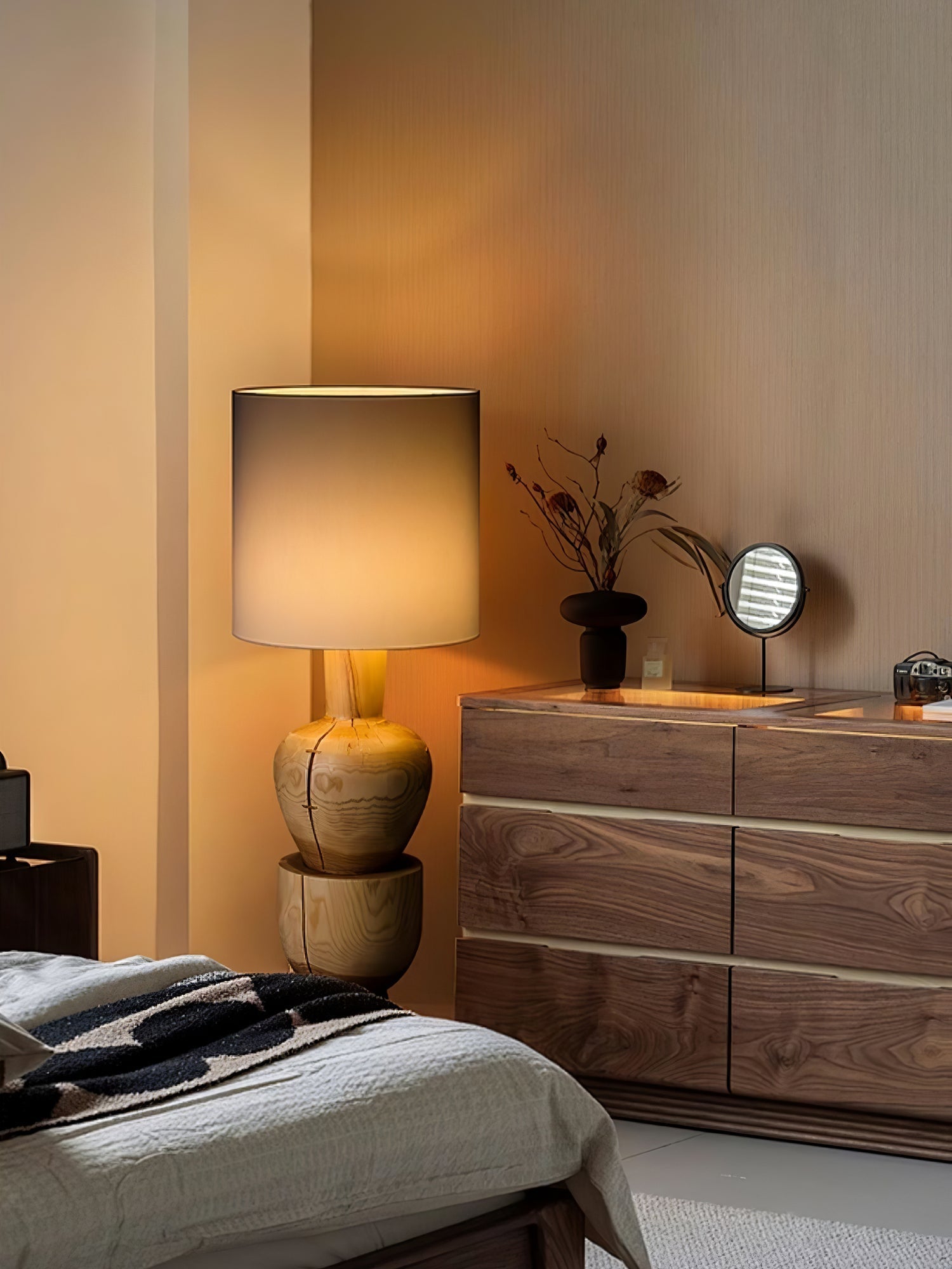 Sylvia Wood Floor Light, Floor Lamp, detail 9