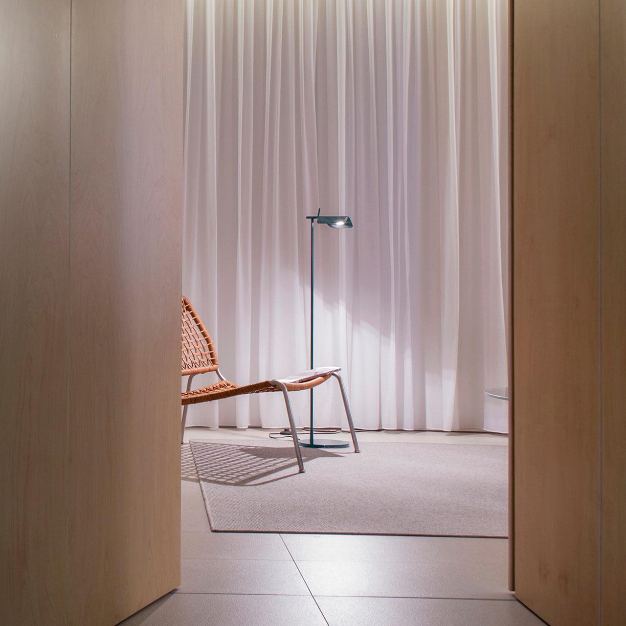 Pivot Ease Reading Floor Light, Floor Lamp, detail 7