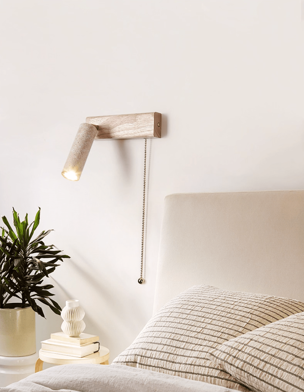 Terra Beam Pull Wall Light, Hardwired Wall Sconce, detail 3
