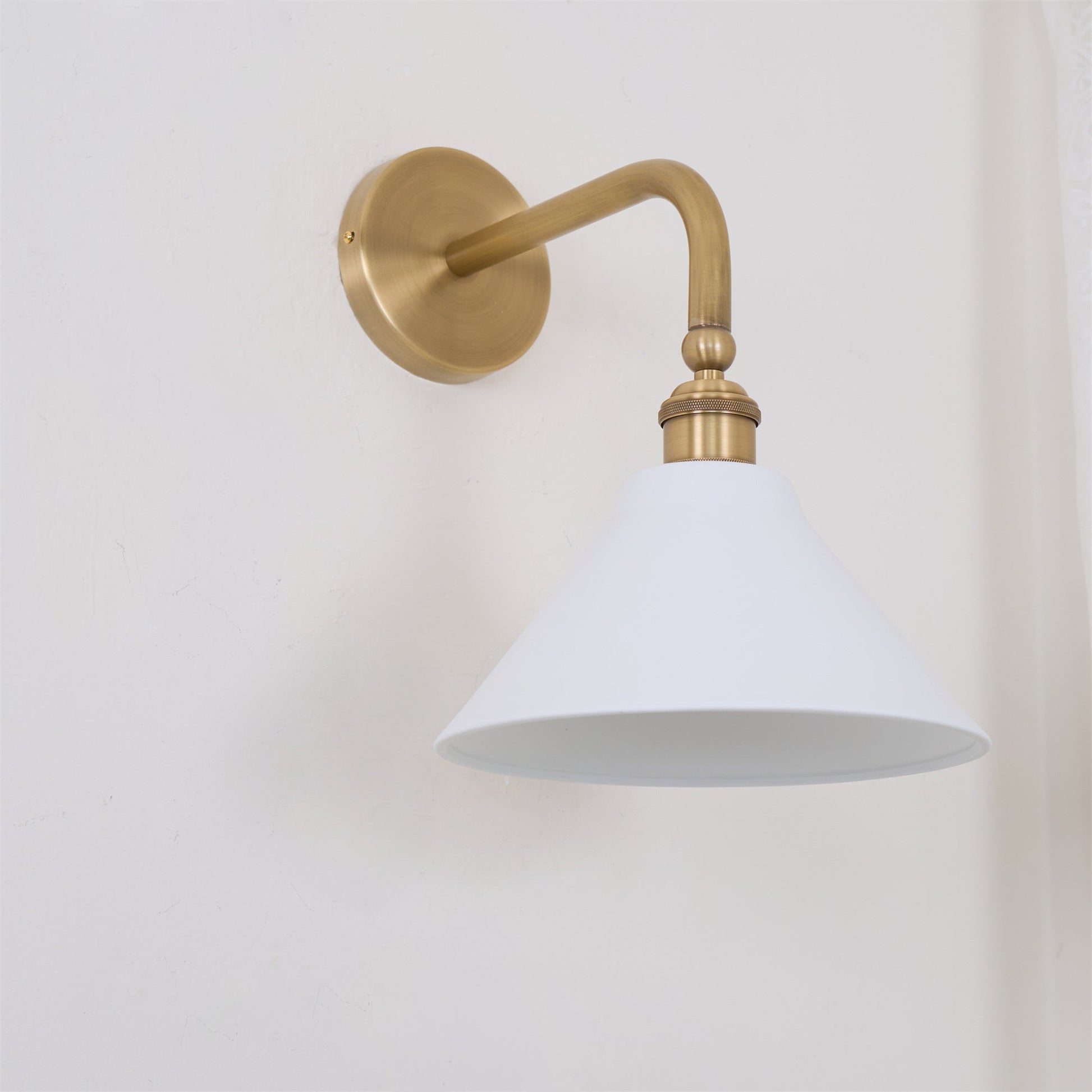 Bridgemont Wall Light - Dia 24cm x W 32cm x H 35cm Metal, Hardwired Wall Sconce, detail 16