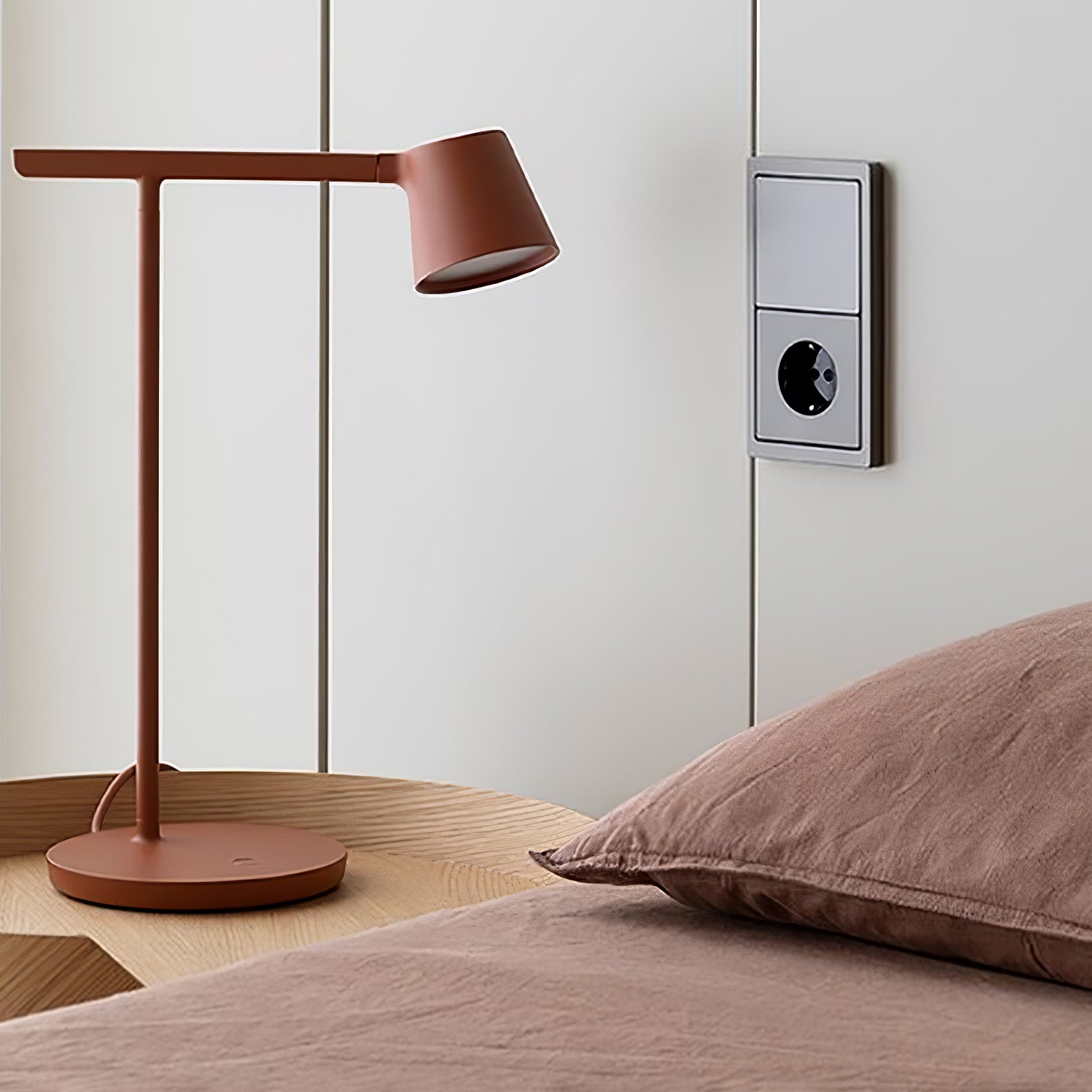 Tip Table Light, Bedside Table Lamp, detail 6