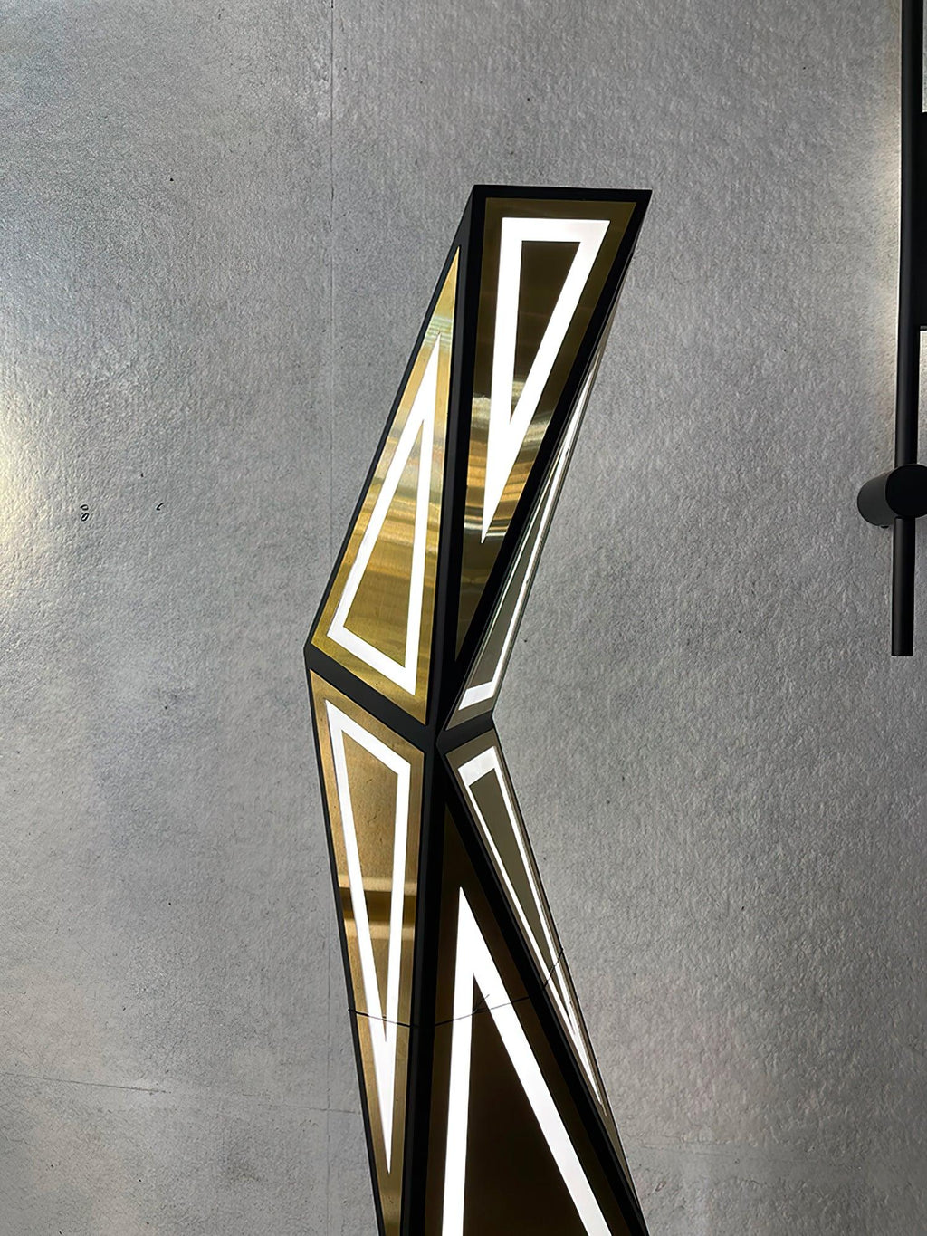 Tri23F Floor Light, Floor Lamp, detail 12