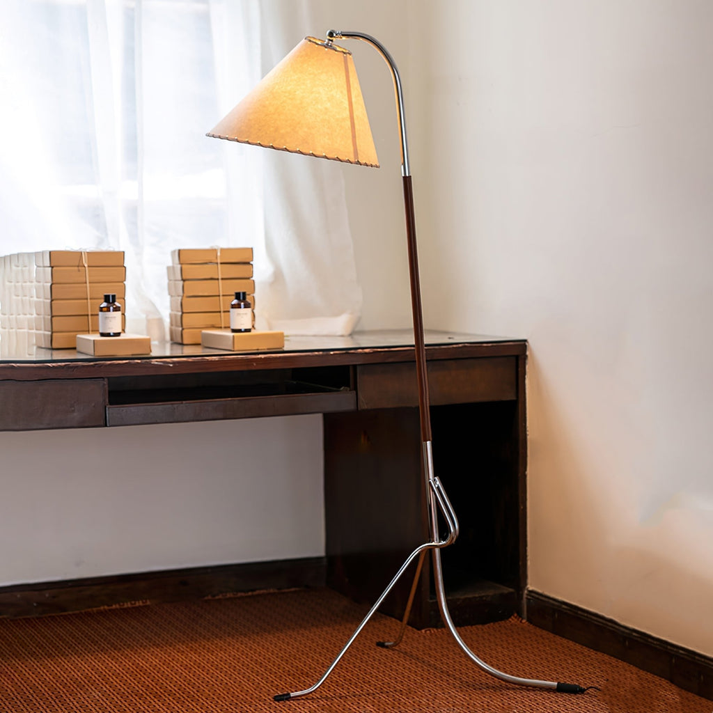 Tripod Arc Floor-standing Floor Light, Floor Lamp, detail 2