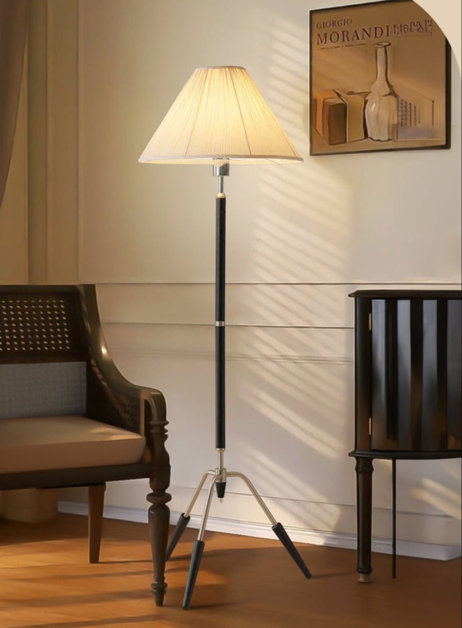 Tripod Base Floor Light, Floor Lamp, detail 6