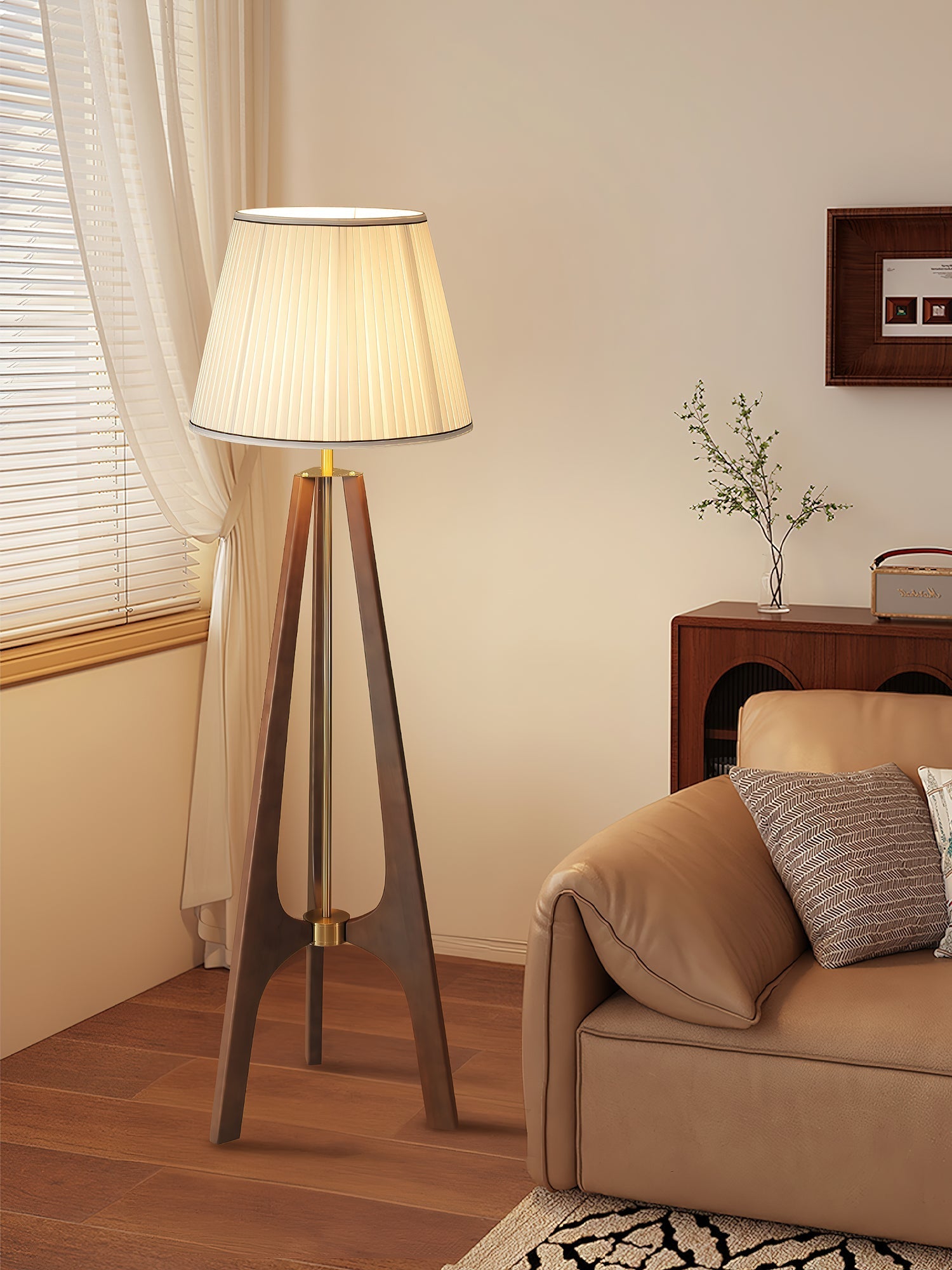 Trivelle Tripod Floor Light, Floor Lamp, detail 10