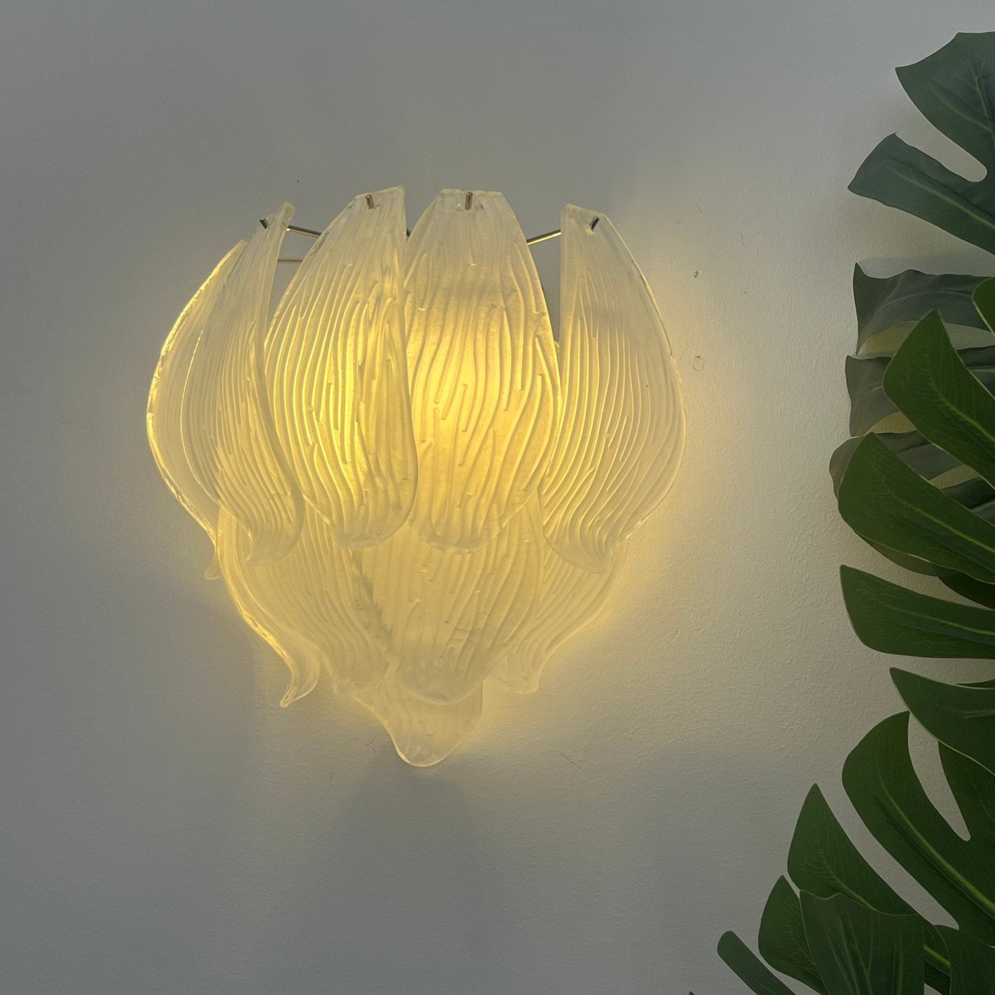 Tuliva Murano Wall Light, Hardwired Wall Sconce, detail 27