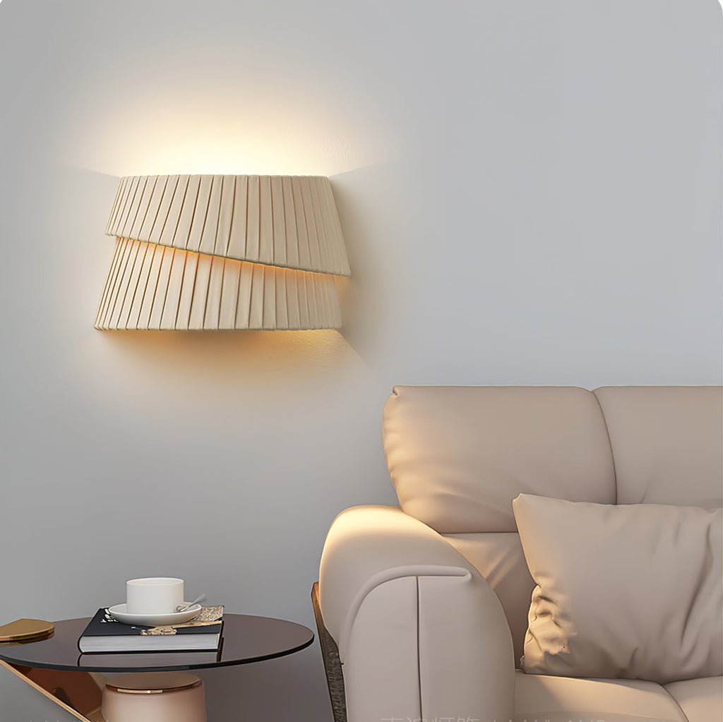 Vela Twist Wall Light, Hardwired Wall Sconce, detail 6