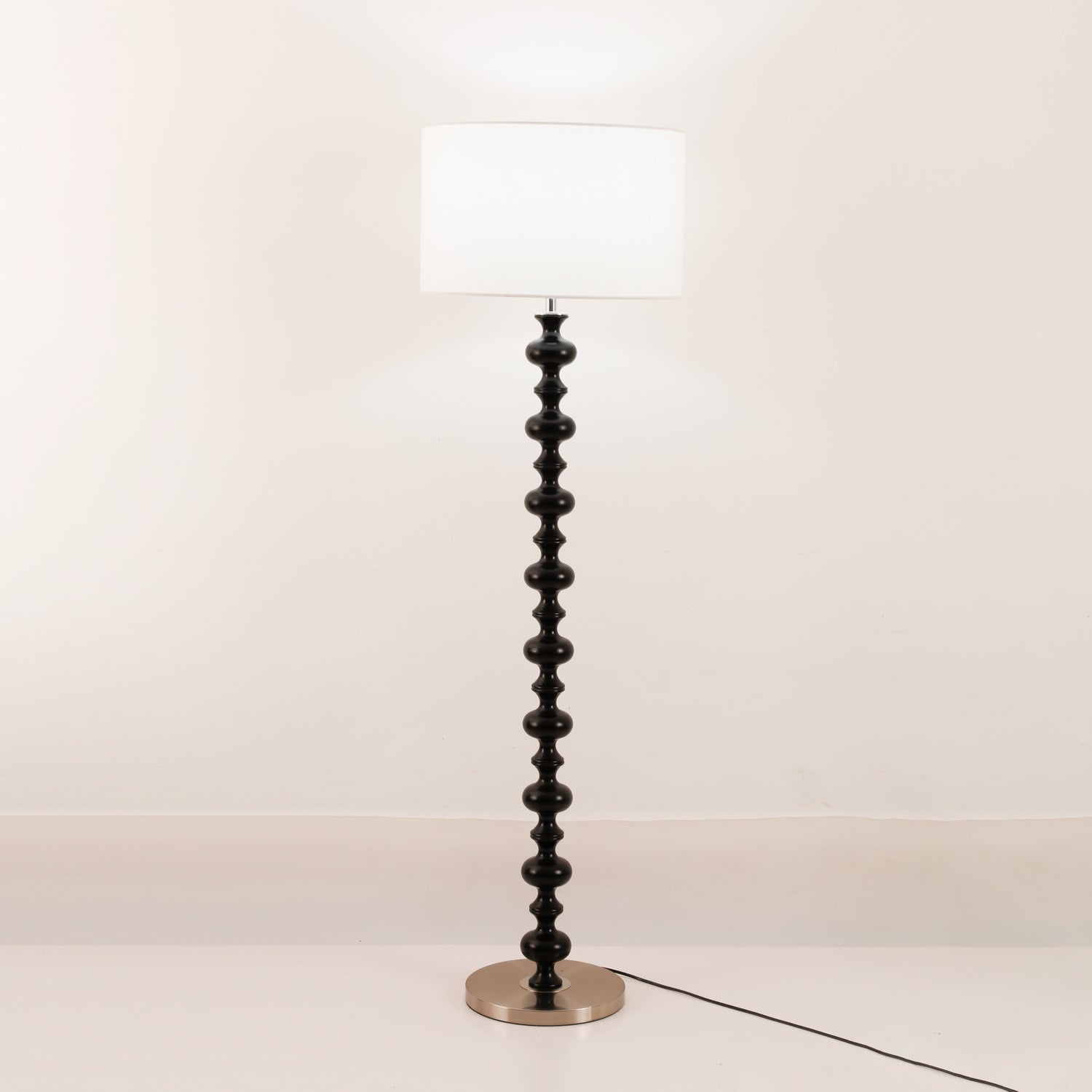 Vera Floor Light, Floor Lamp, detail 2