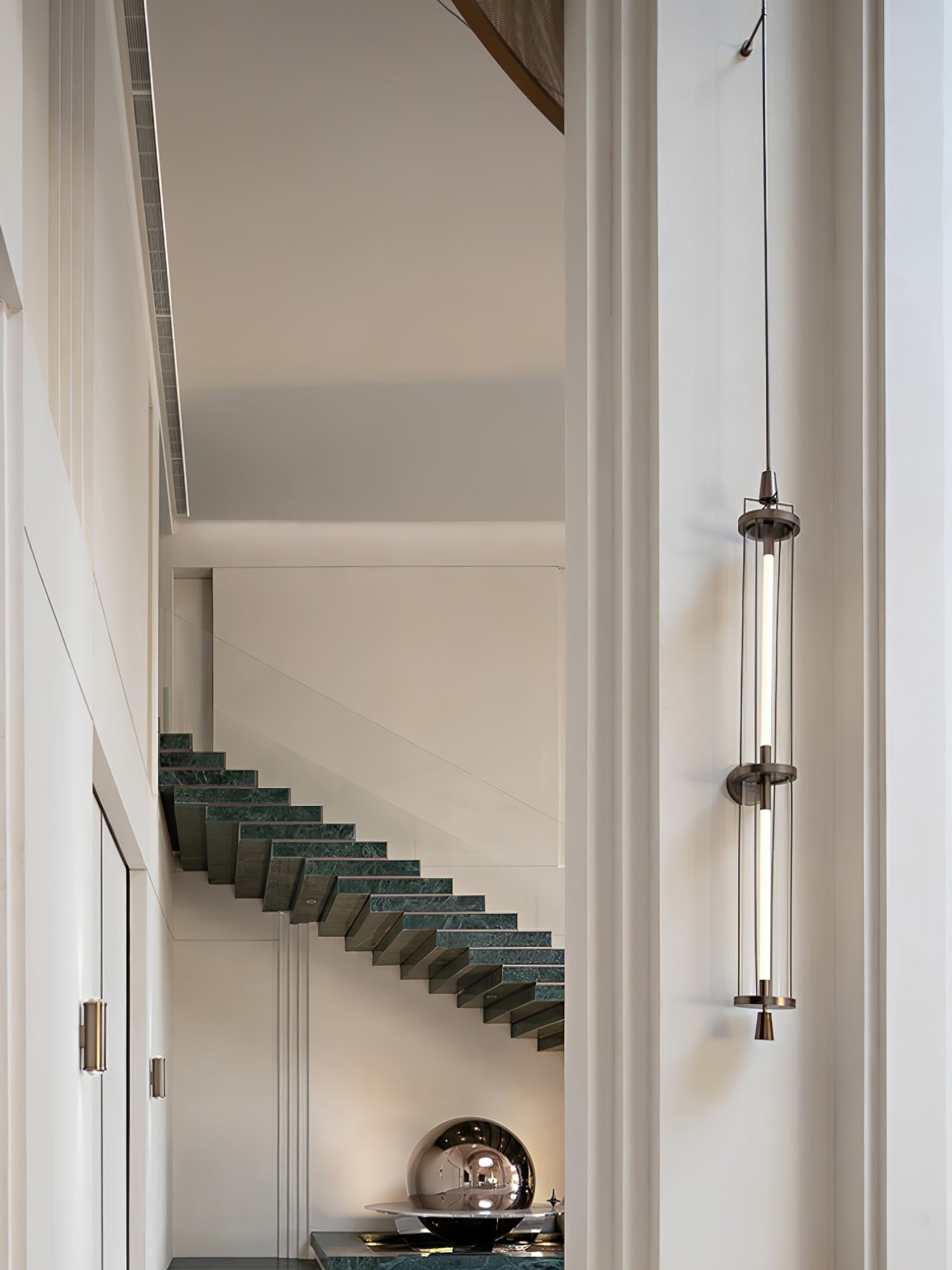 Vertical Bracket Light Wall Light, Hardwired Wall Sconce, detail 12