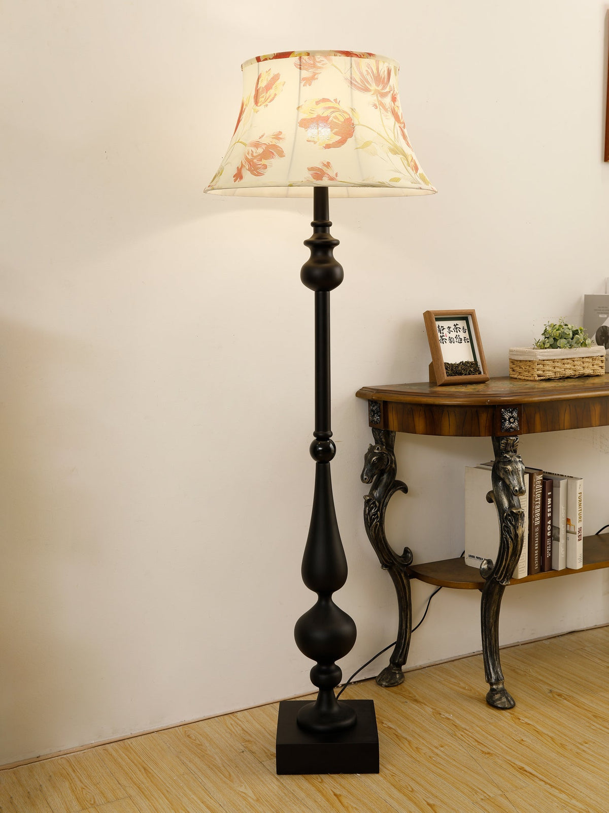 Victoria Floor Light, Floor Lamp, detail 14