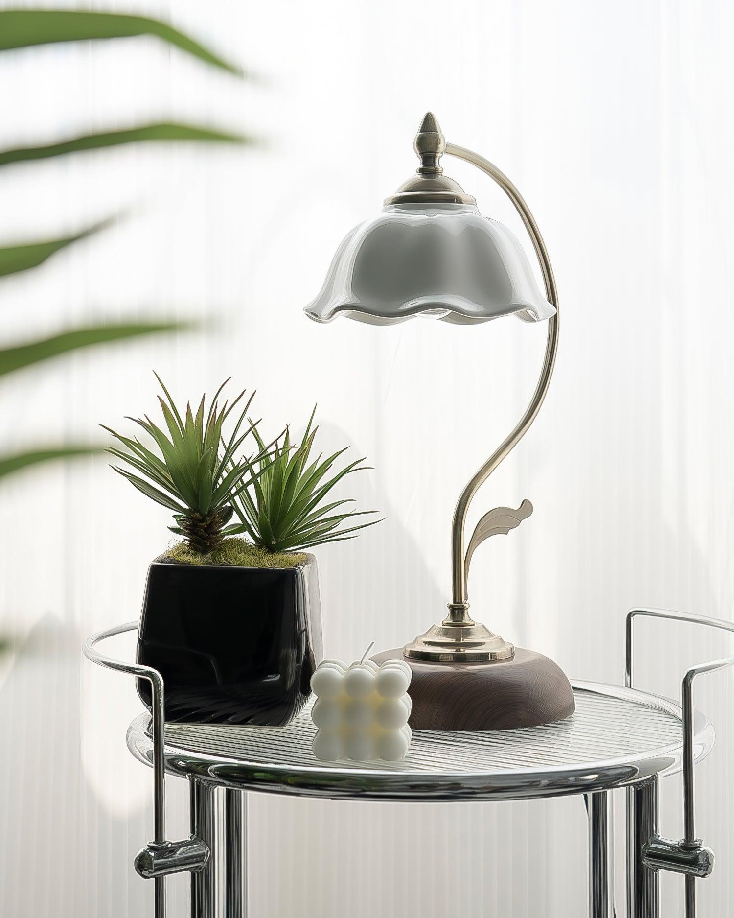 Vintage Laiton Table Light, Bedside Table Lamp, detail 3